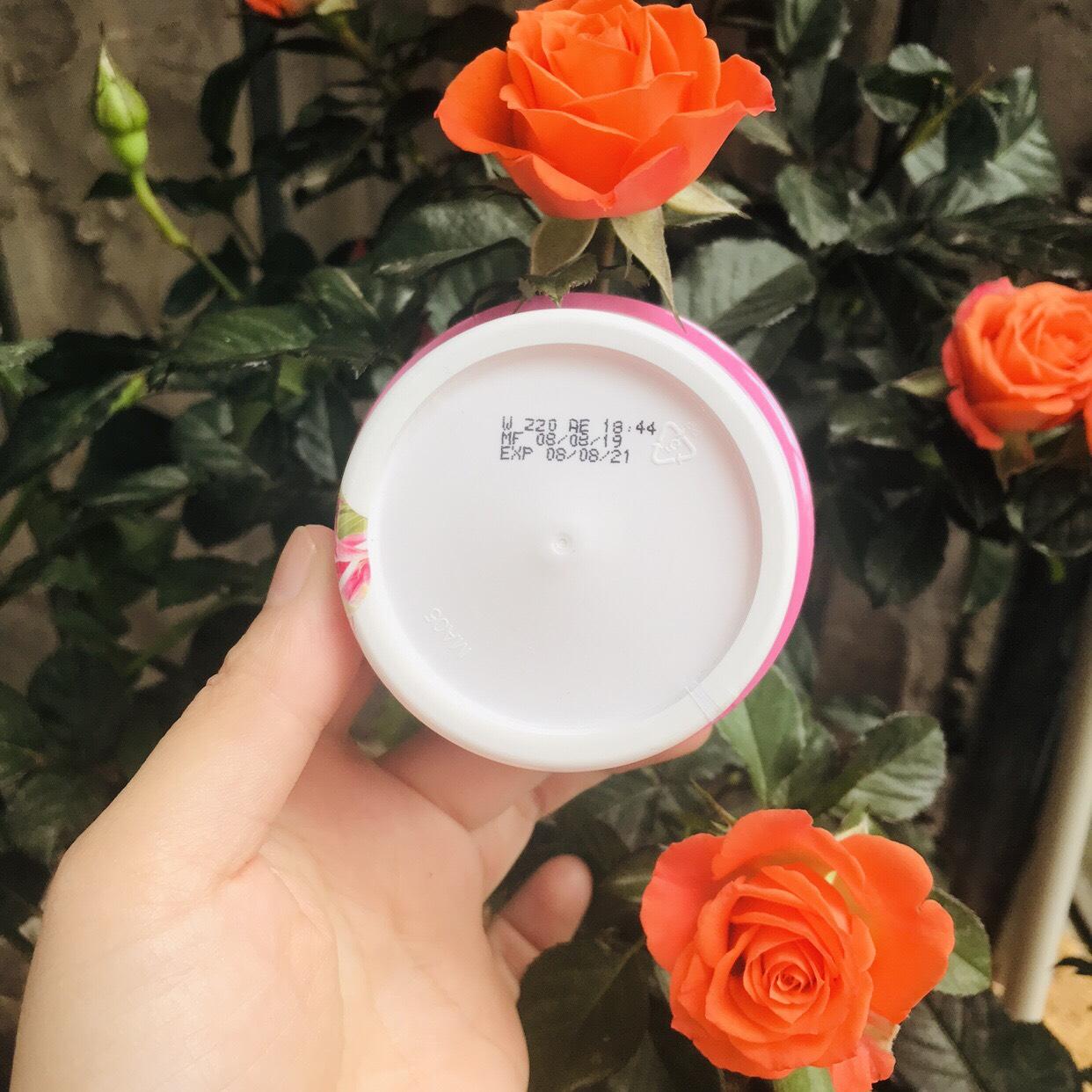 [HÀNG THÁI] COMBO 2 SÁP THƠM PHÒNG GLADE HƯƠNG CỎ HOA 70G