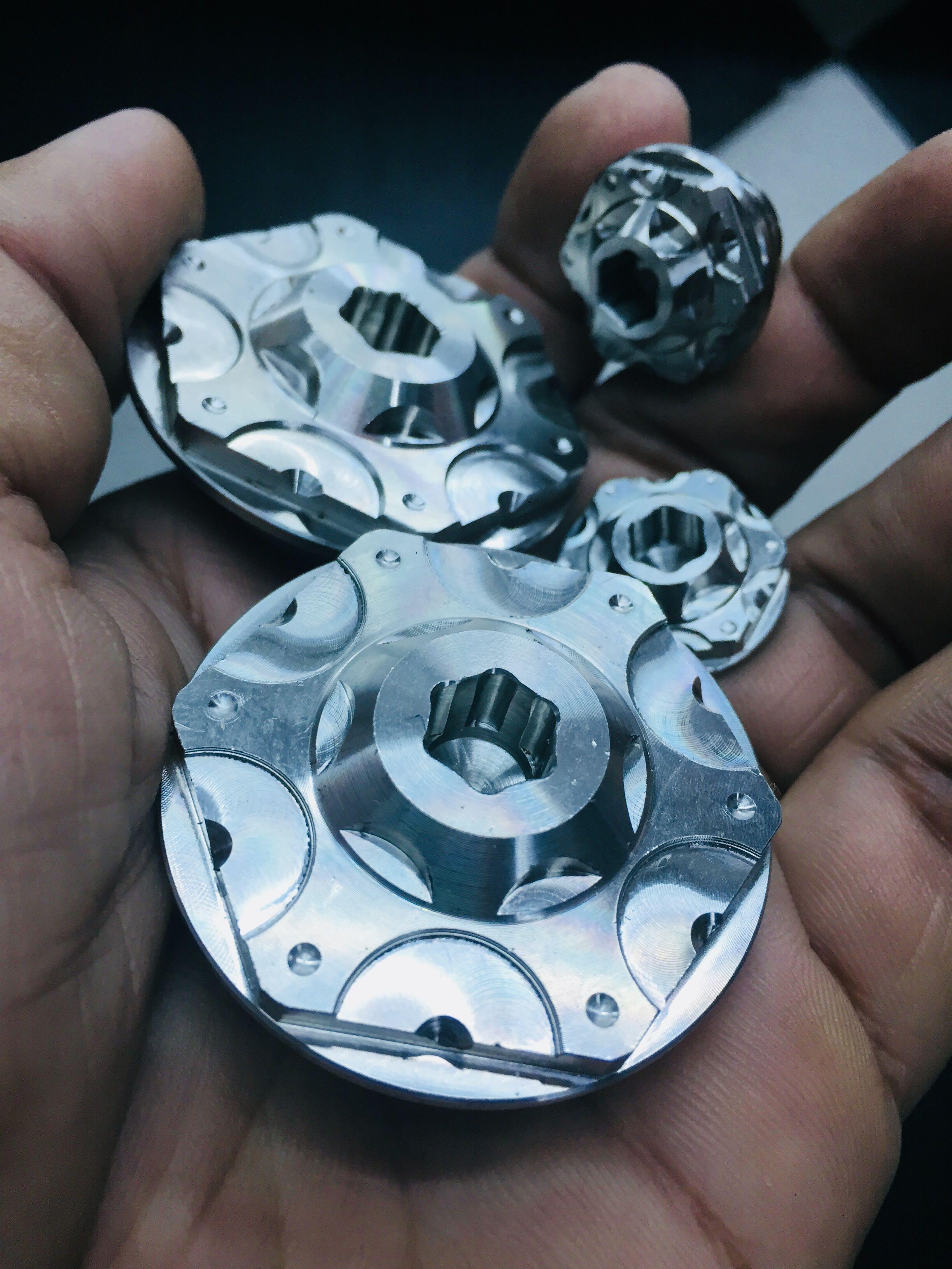 [HCM]Ốc mâm lửa salaya trắng inox gắn xe wave