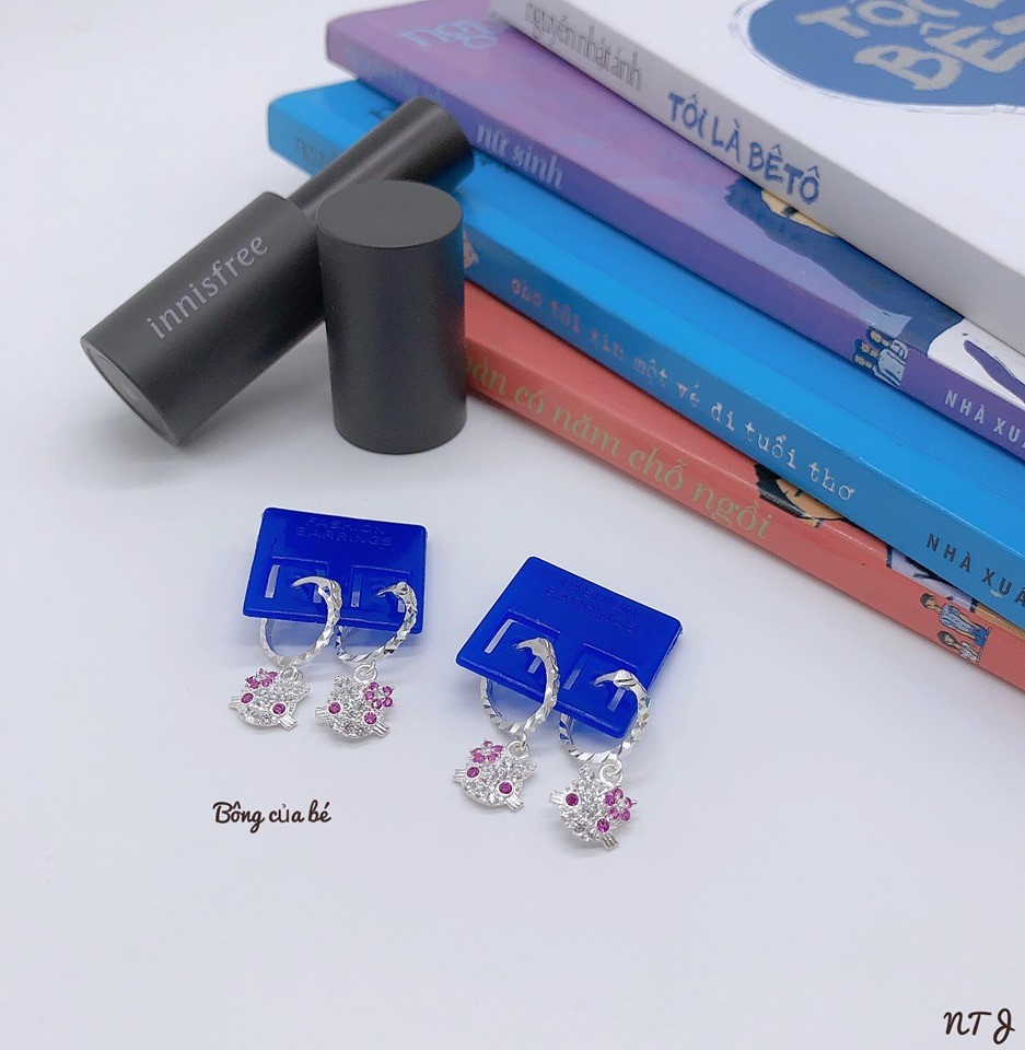 BÔNG TAI BẠC MÈO KITTY CHO BÉ GÁI