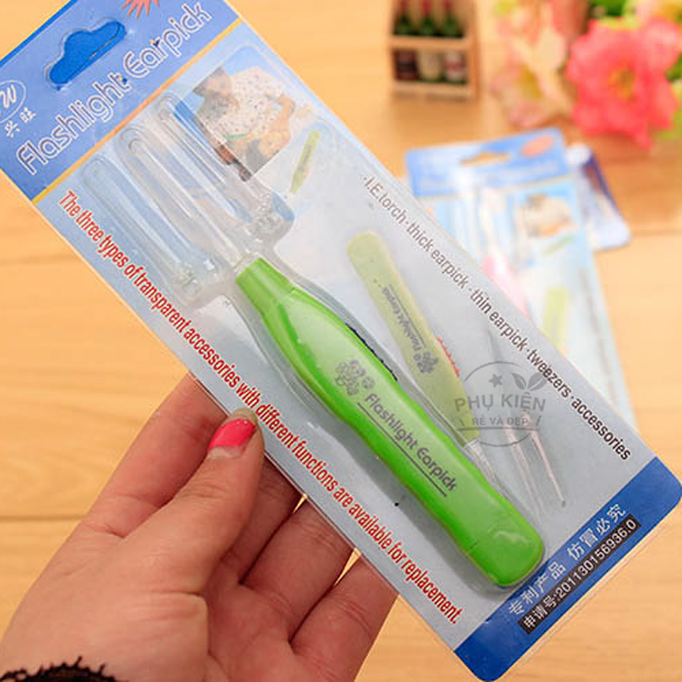 [HCM]Dụng cụ ráy tai đèn led