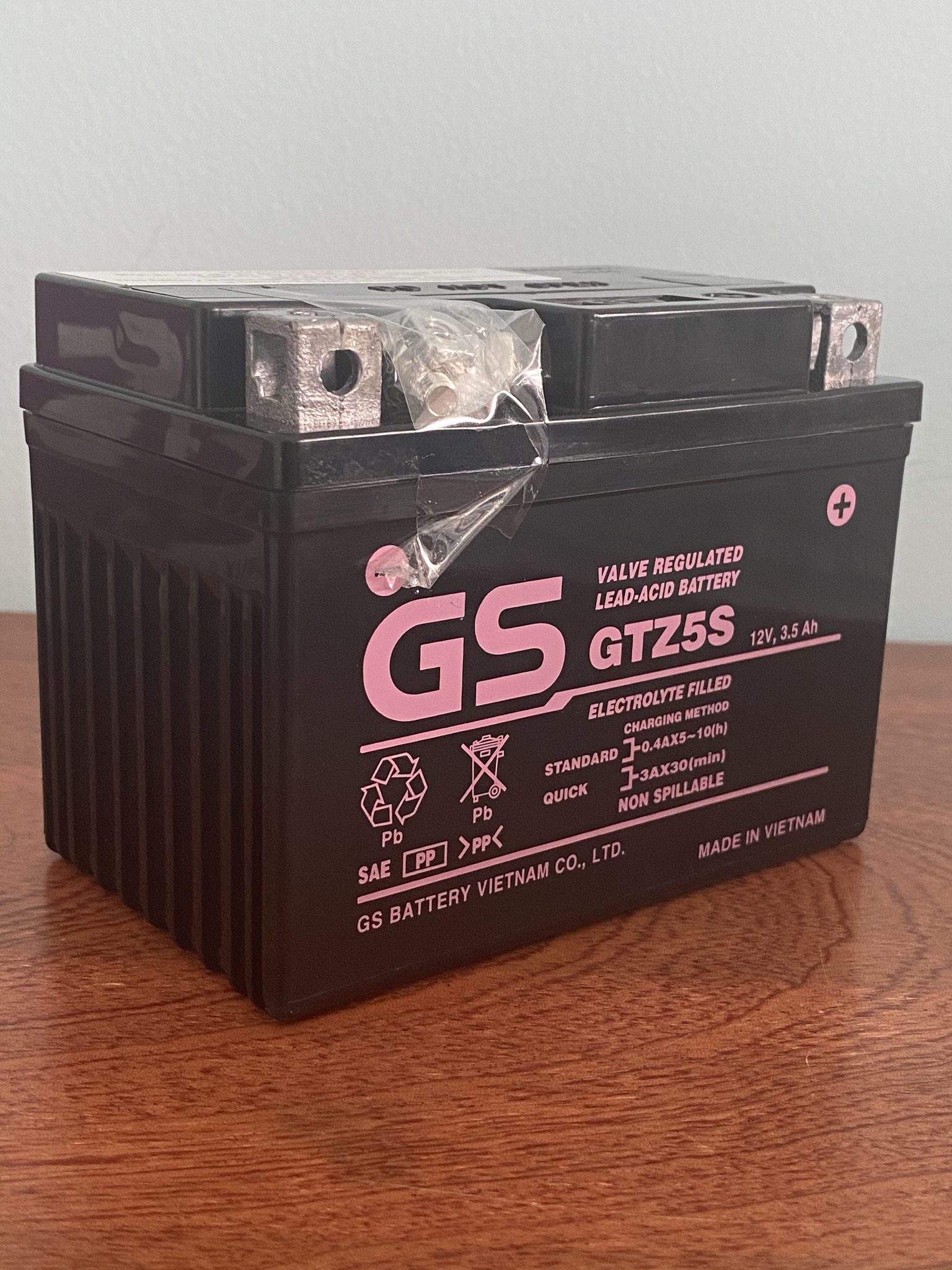 Bình ắc quy xe máy GS GTZ5S 12V - 3.5Ah