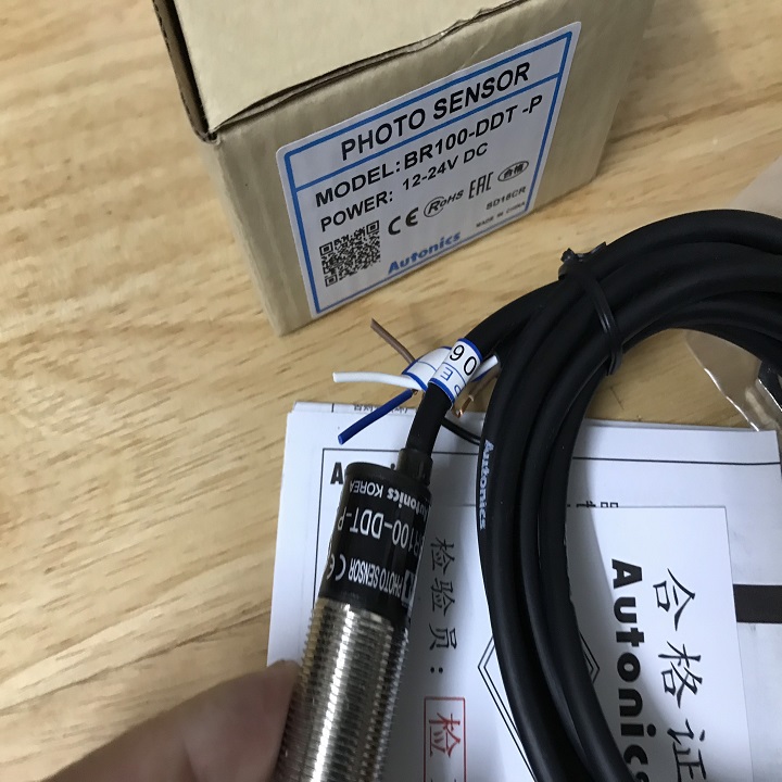 Cảm biến quang điện BR100-DDT-P