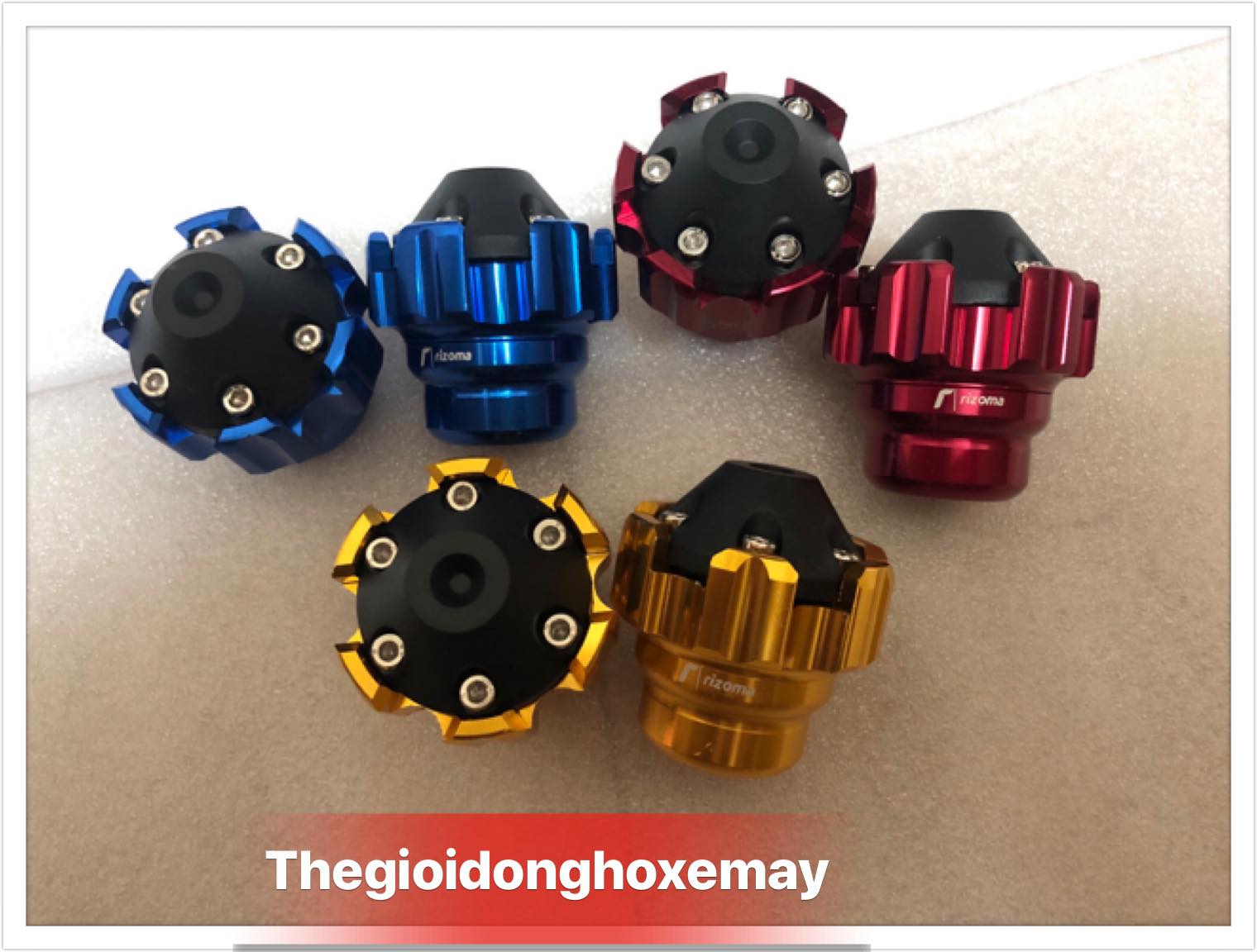 Gù chống đổ trước xe máy Rizoma