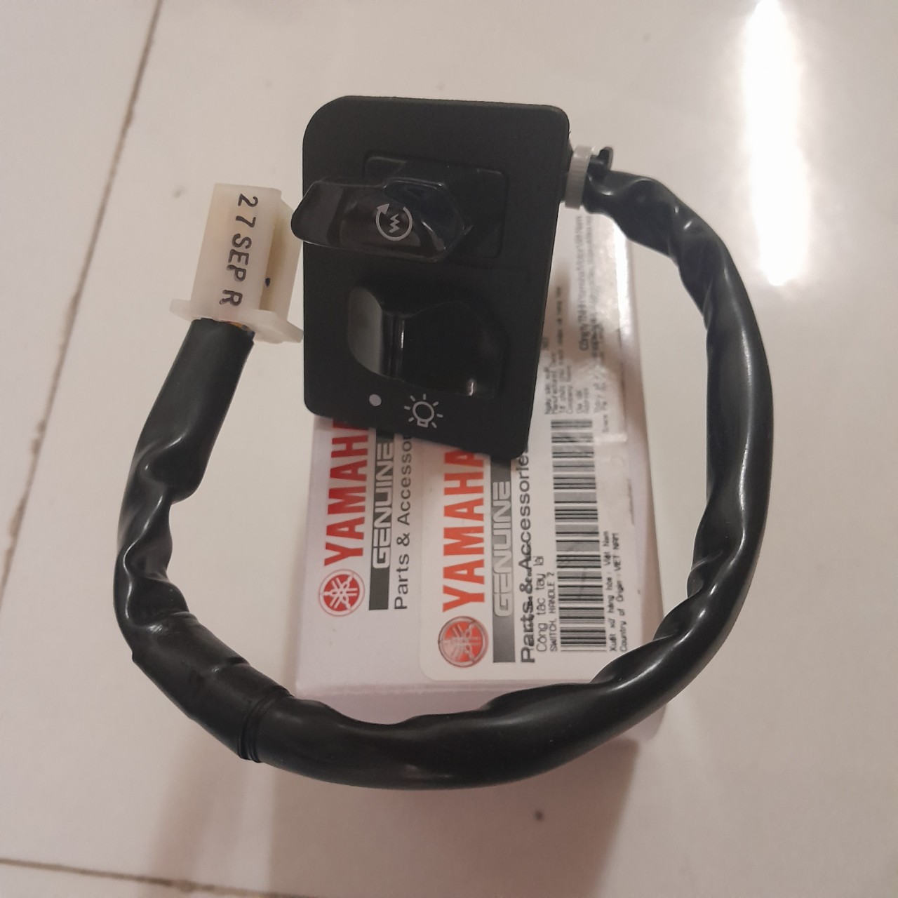 Cùm công tắc phải xe nozza _ shop phụ tùng honda