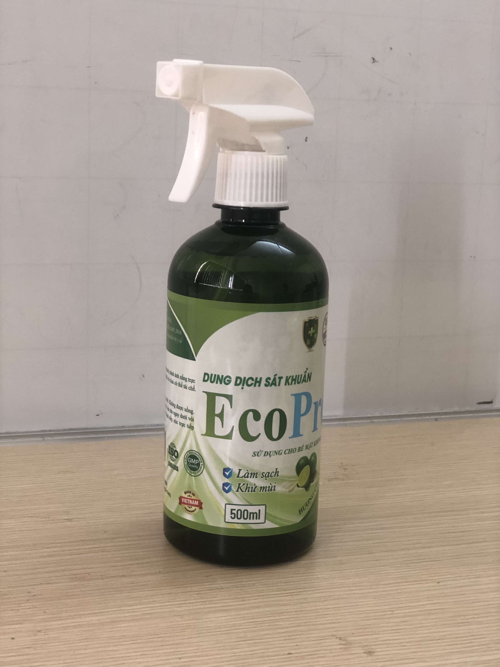 Dung dịch tẩy đa năng sát khuẩn bề mặt EcoPro