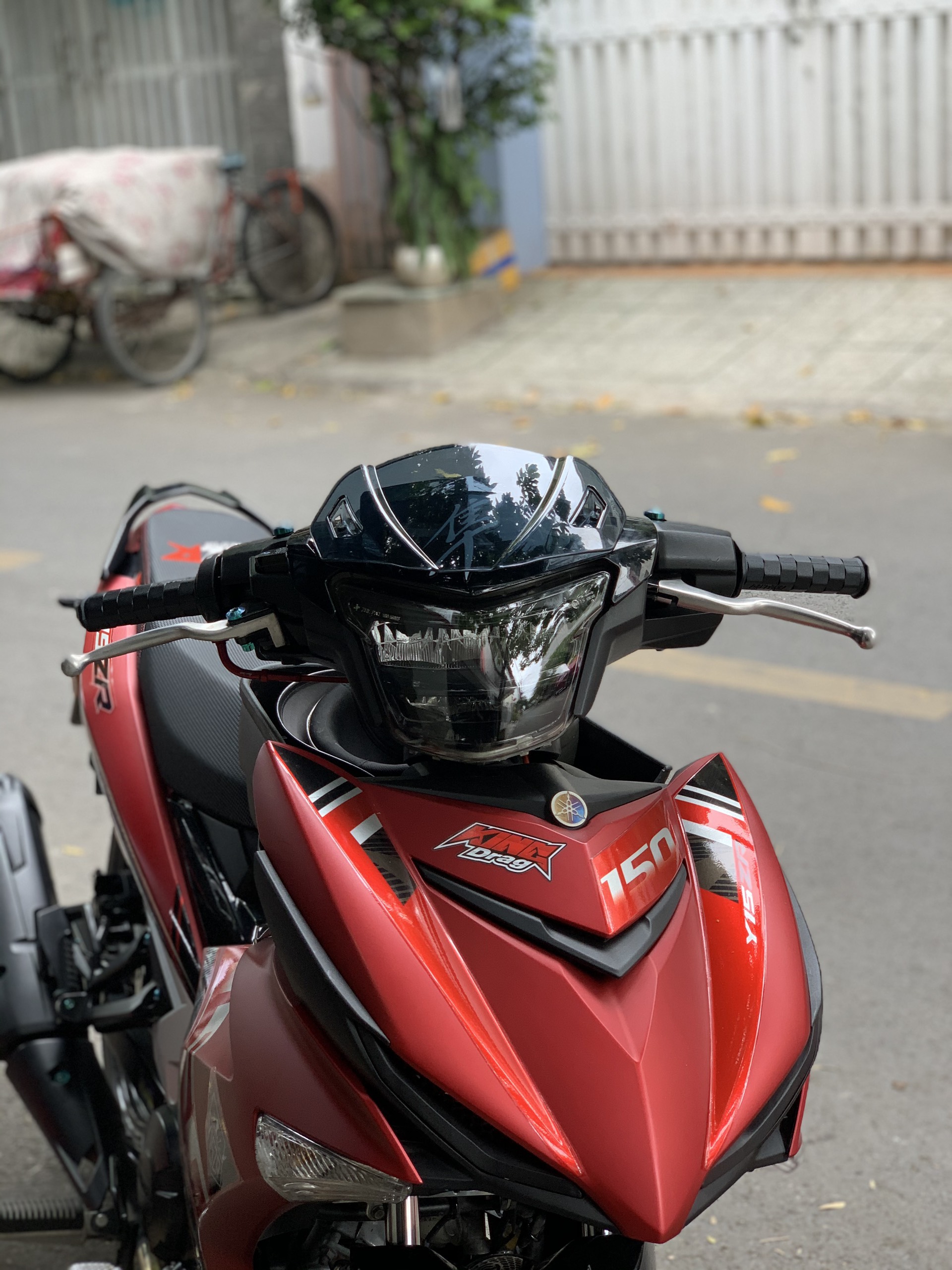 [HCM]KÍNH CHẮN GIÓ ZHIPAT ĐẦU ĐÈN EX2010 4S