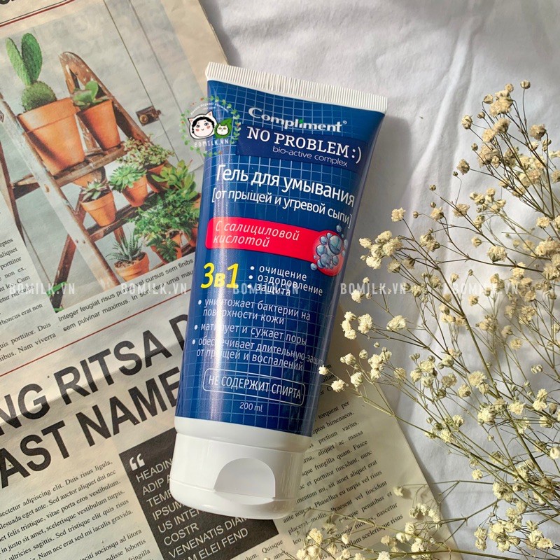 Gel rửa mặt Compliment No Problem - làm sạch da sâu, giảm mụn