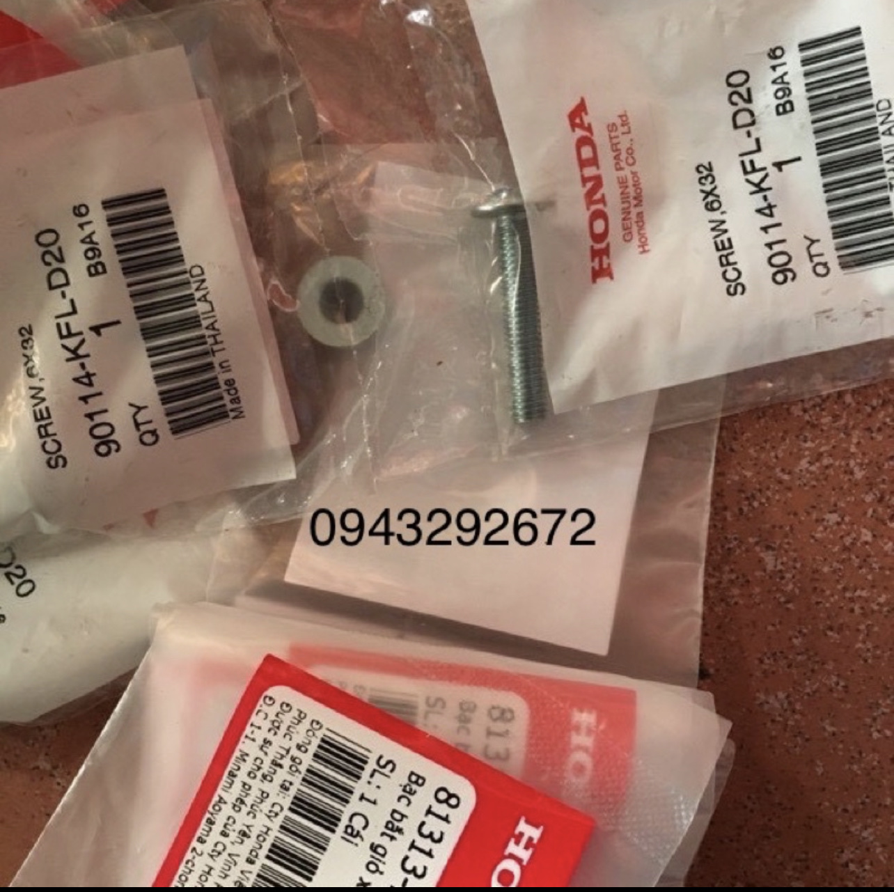 Các chi tiết ốc giỏ ( mặt nạ ) Wave nhỏ Zin