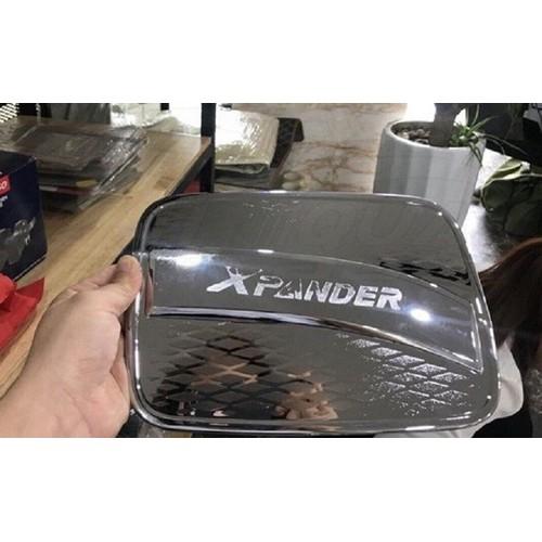 Ốp trang trí nắp bình xăng xe Mitsubishi Xpander 2018-2019