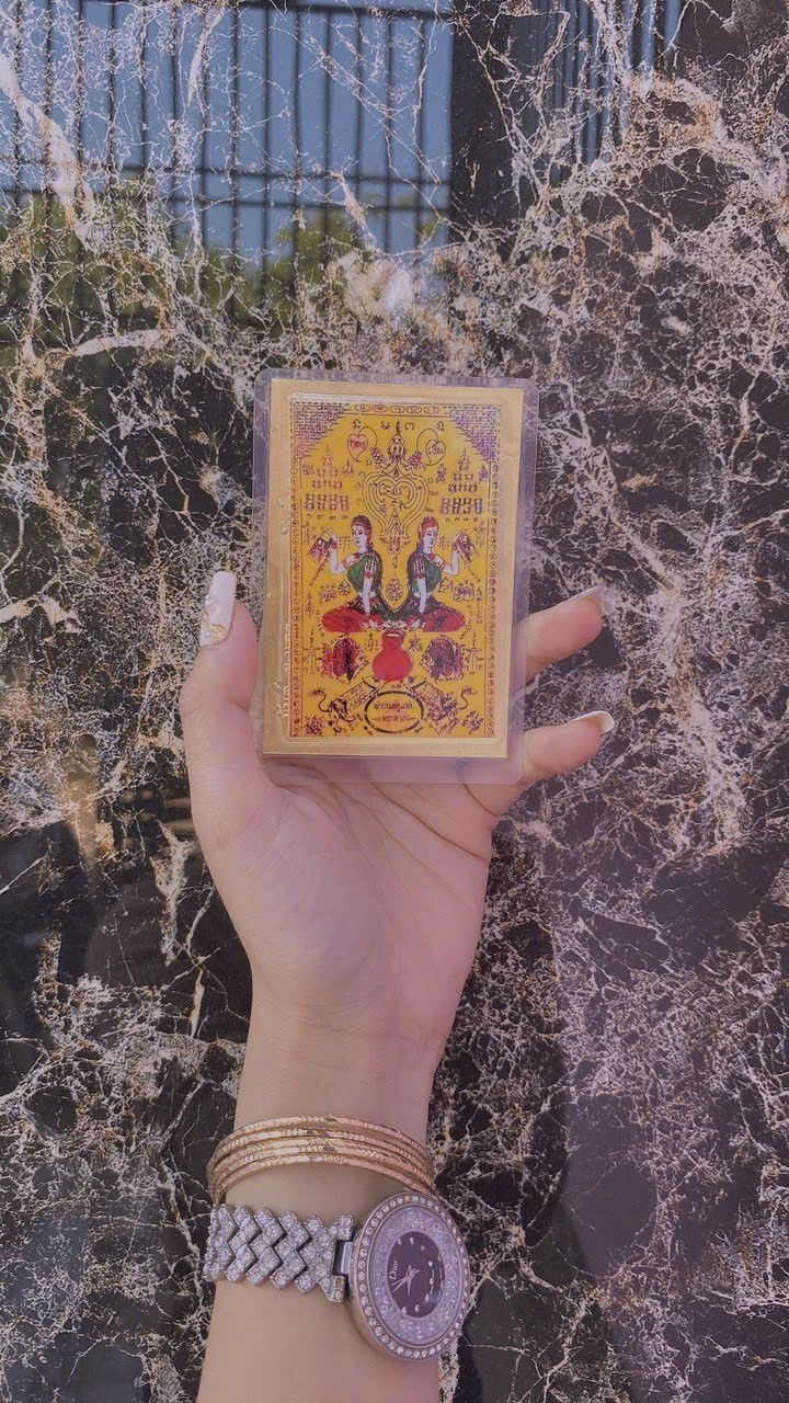 Buôn may bán đắt, kinh doanh phát đạt