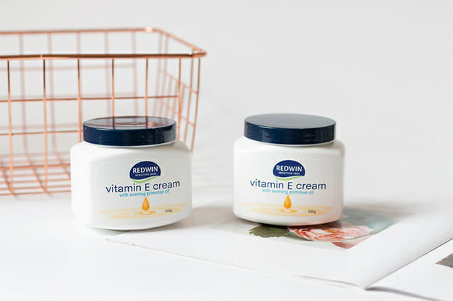 Kem dưỡng da mềm mịn REDWIN Vitamin E Cream