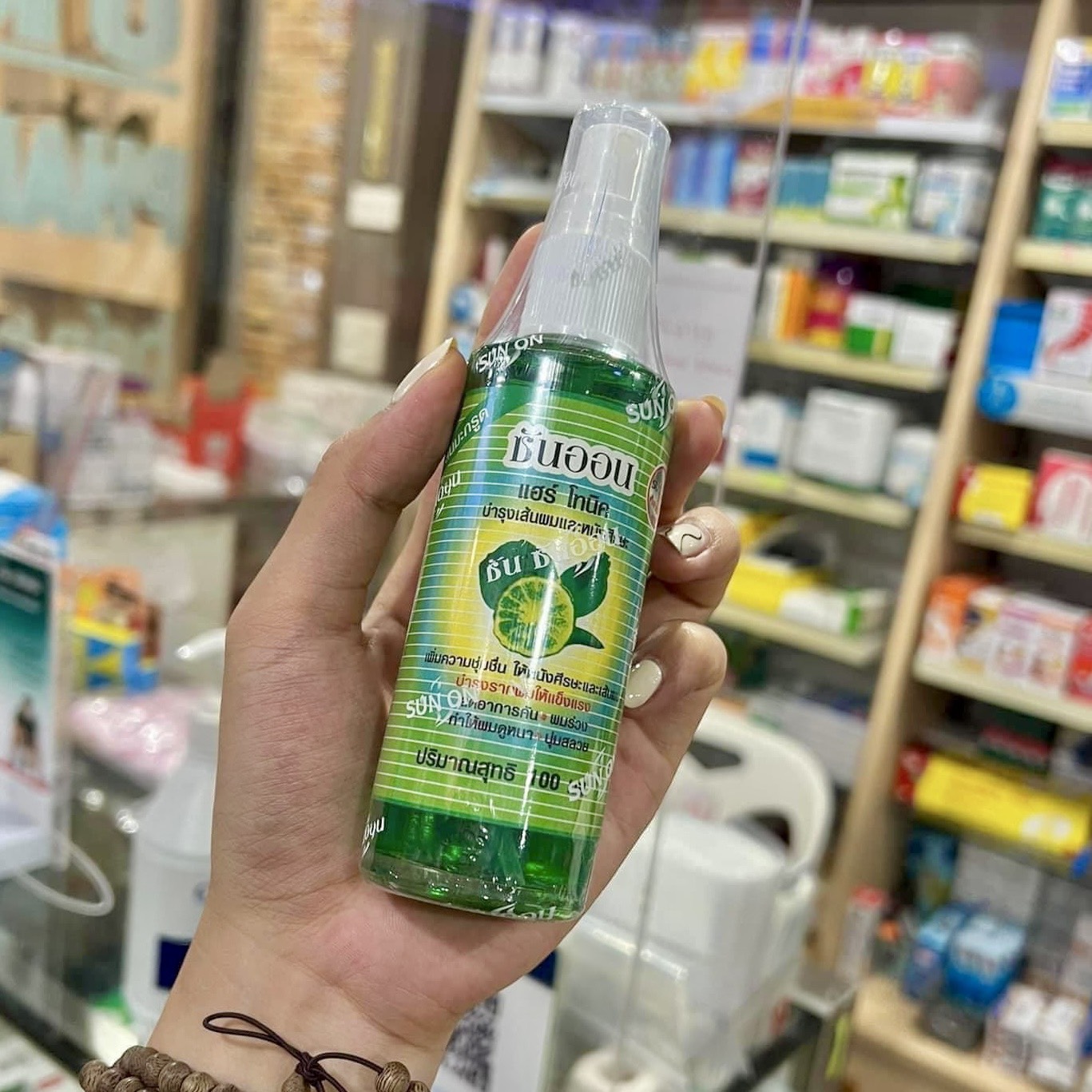 Xịt Mọc Tóc Tinh Dầu Bưởi Sun On Thái Lan 100mL