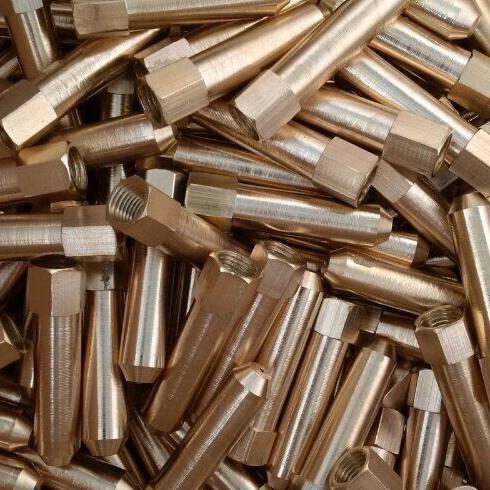 Bép xịt rửa xe bằng đồng