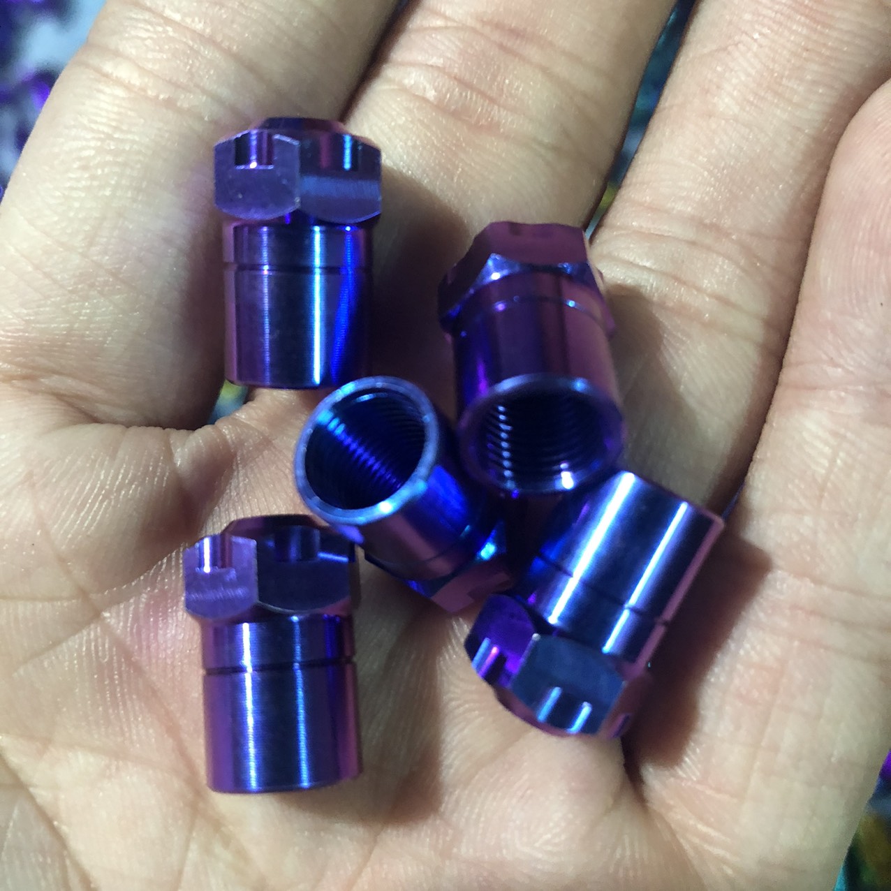 [HCM]Ốc van vòi Gr5 titan các loại xe