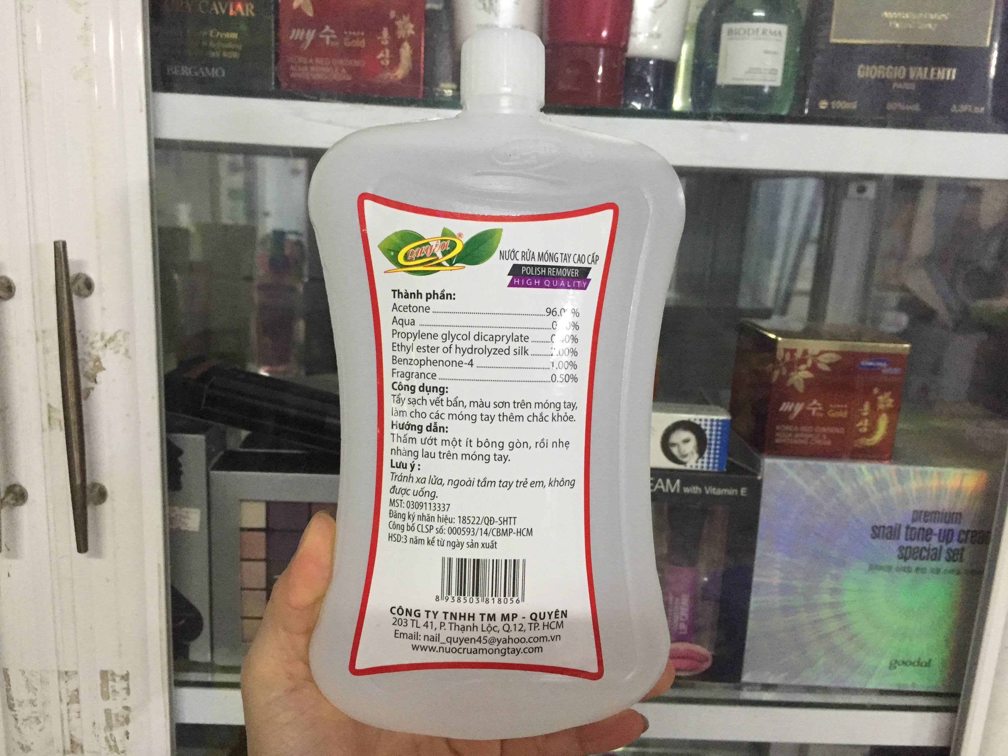Nước rửa móng tay cao cấp Quyên 1000 ml