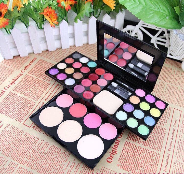 Bộ Kit trang điểm ADS. 5in1