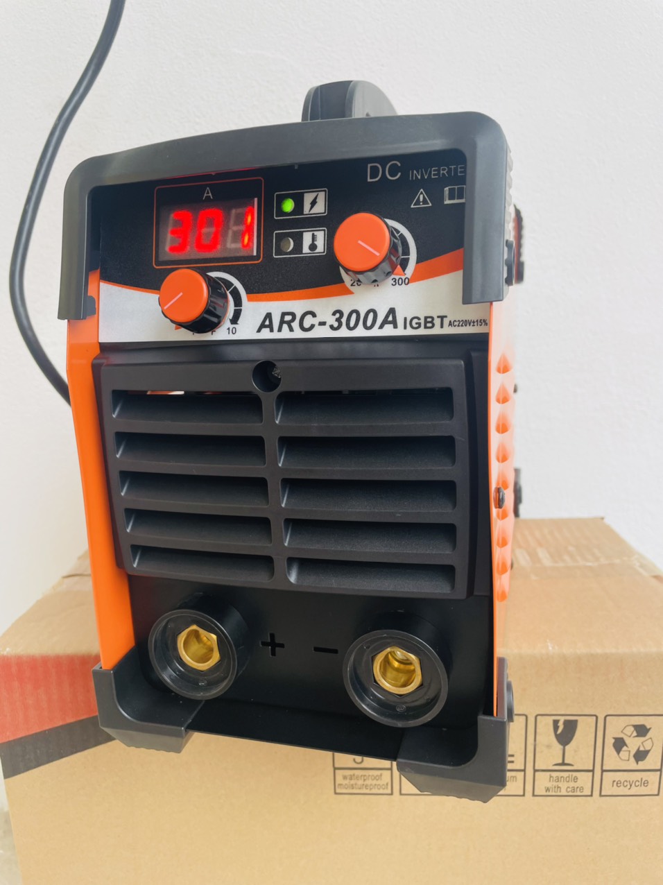 máy hàn 300a mẫu mới nhất