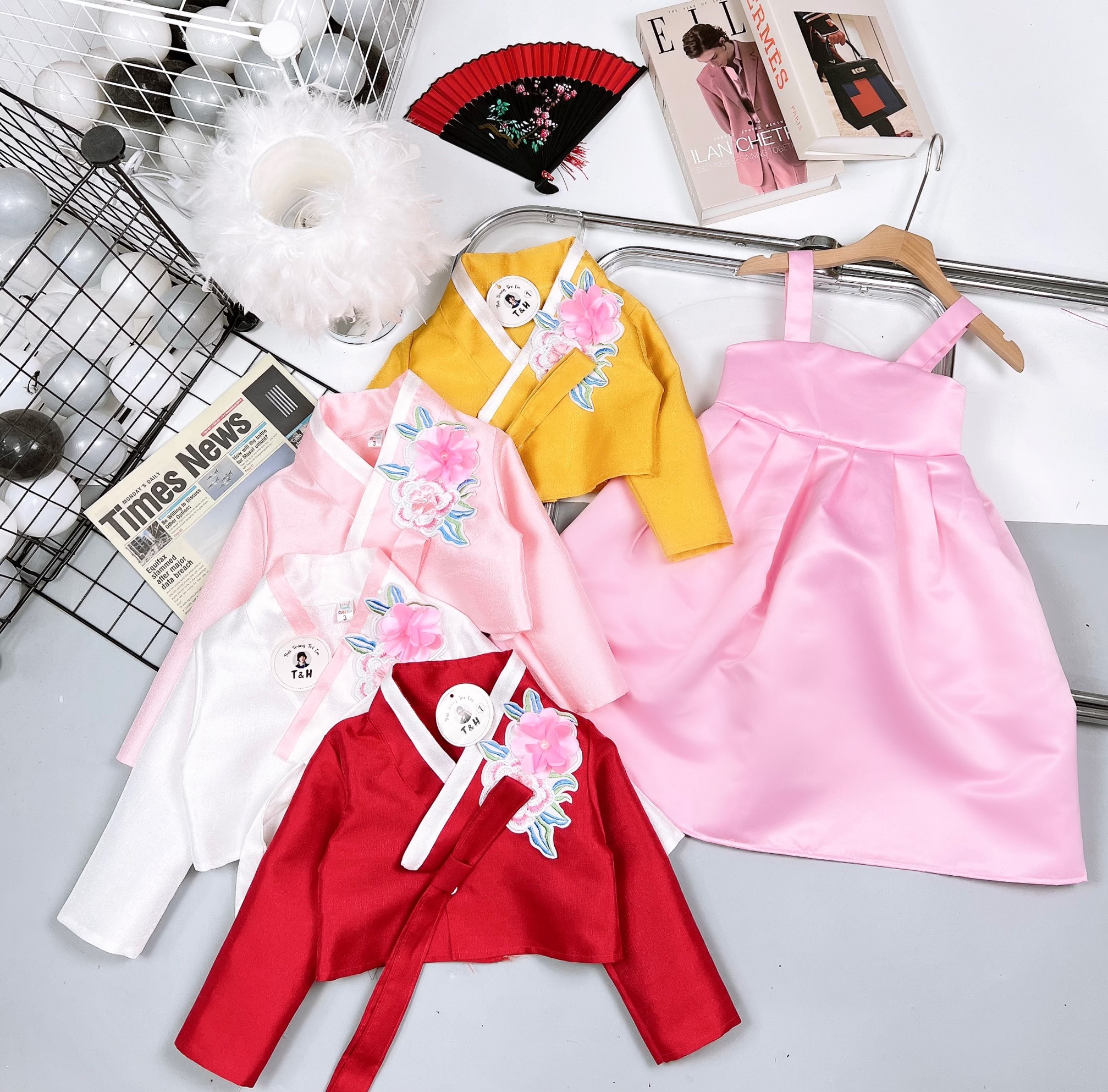 Đầm Hanbok cho bé gái 1 - 4 tuổi