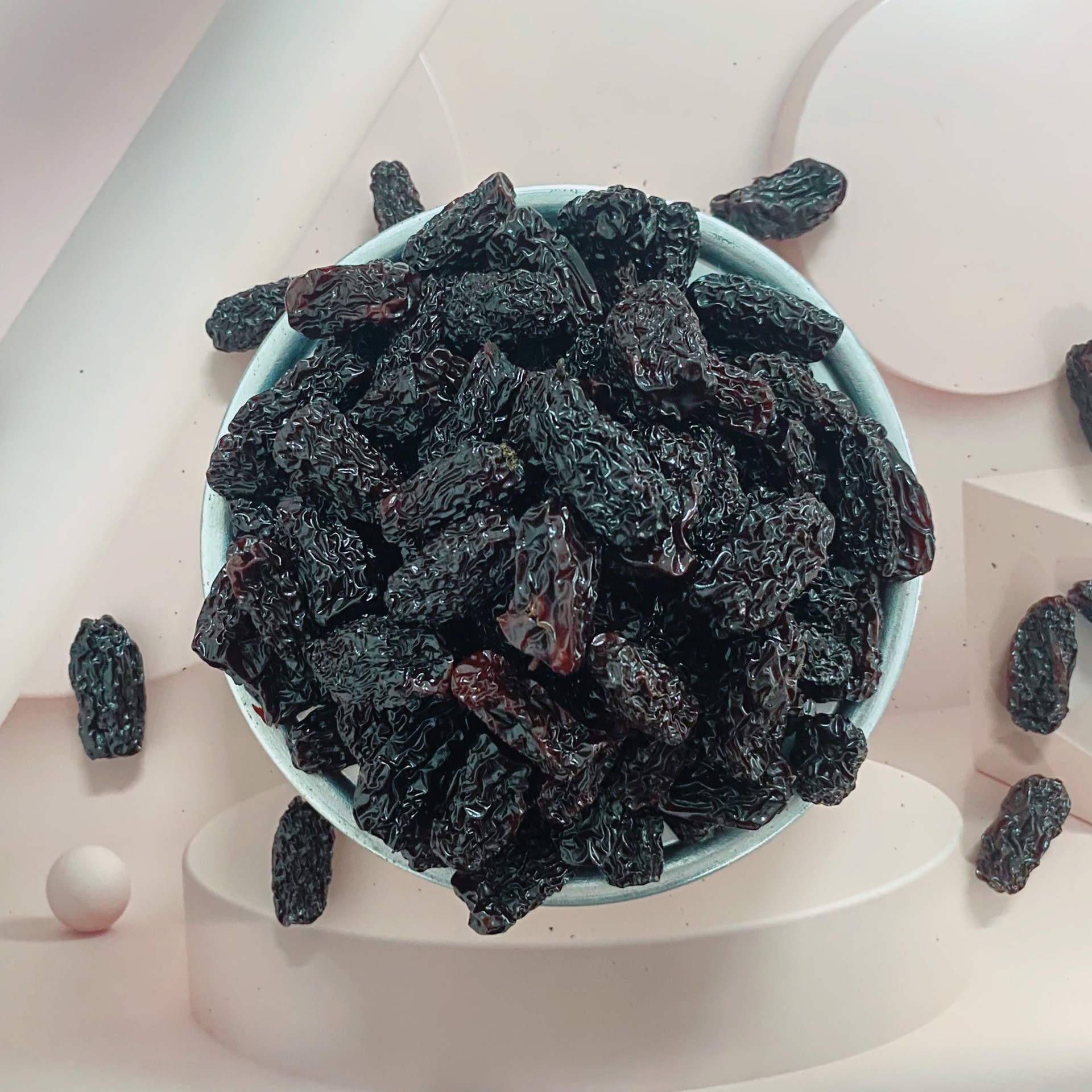 TÁO TÀU ĐEN SẤY KHÔ 1KG