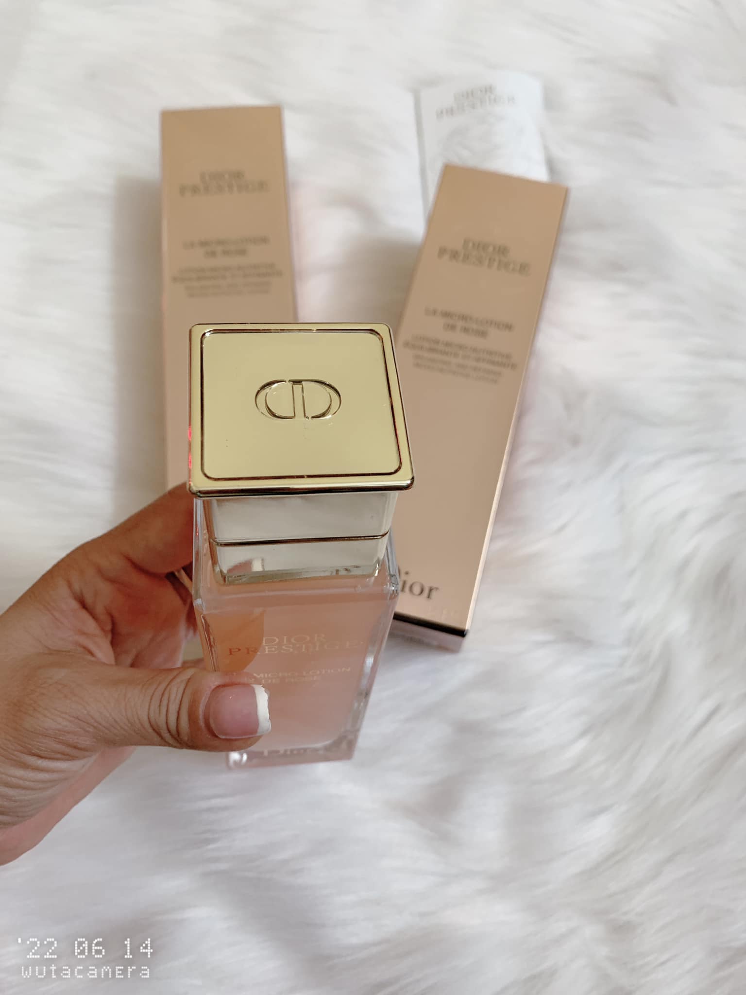 Nước thần Dior Prestige La Micro-Lotion de Rose S