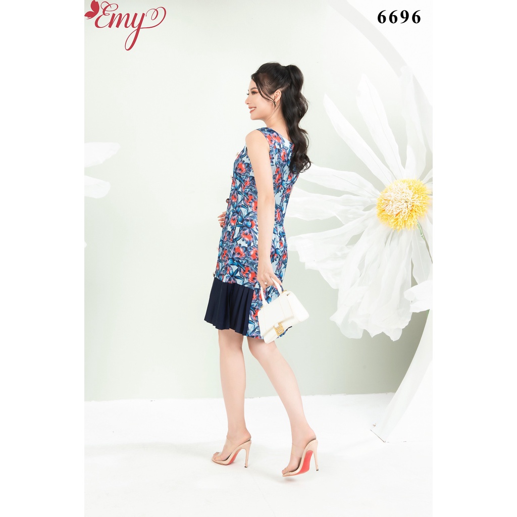 Đầm EMY EM6696 A Sát Nách Phối Tùng Dập Ly