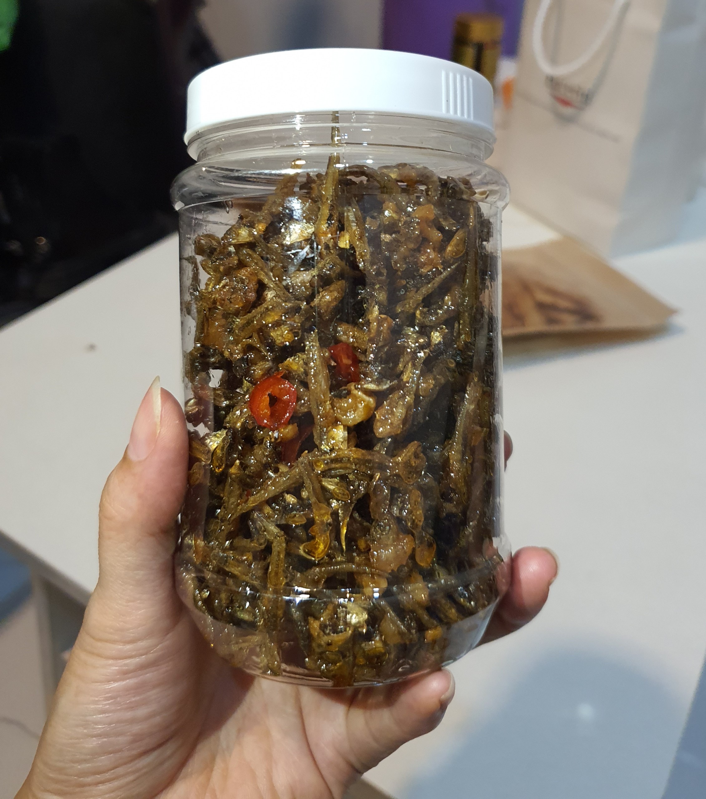 Cá cơm chiên tỏi thơm giòn nhà Mid 200gr