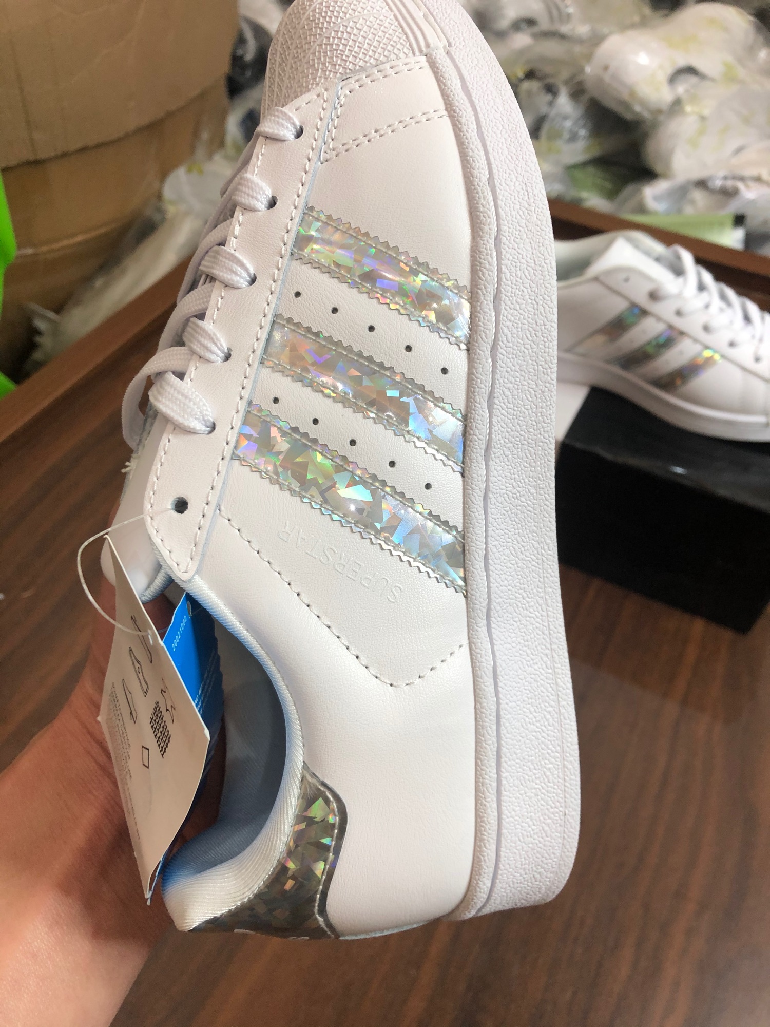 Giày thể thao Superstar(Cam kết sản phẩm đúng như hình ảnh)