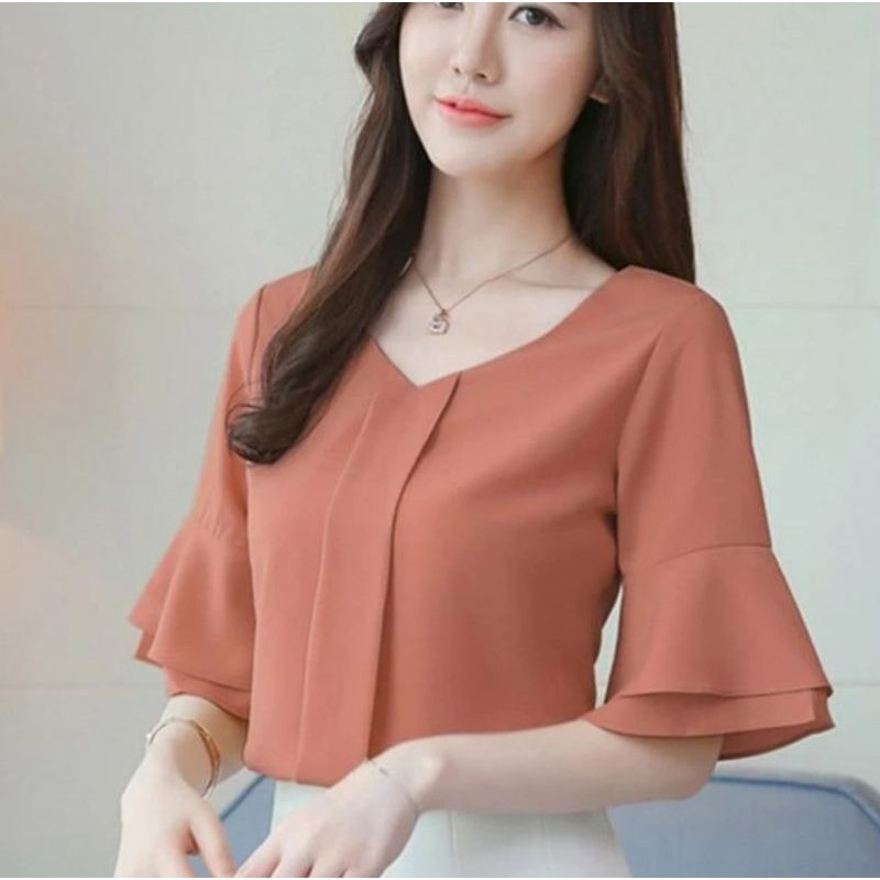 ZERASY - Áo kiểu cổ tim xếp ly tay bèo.