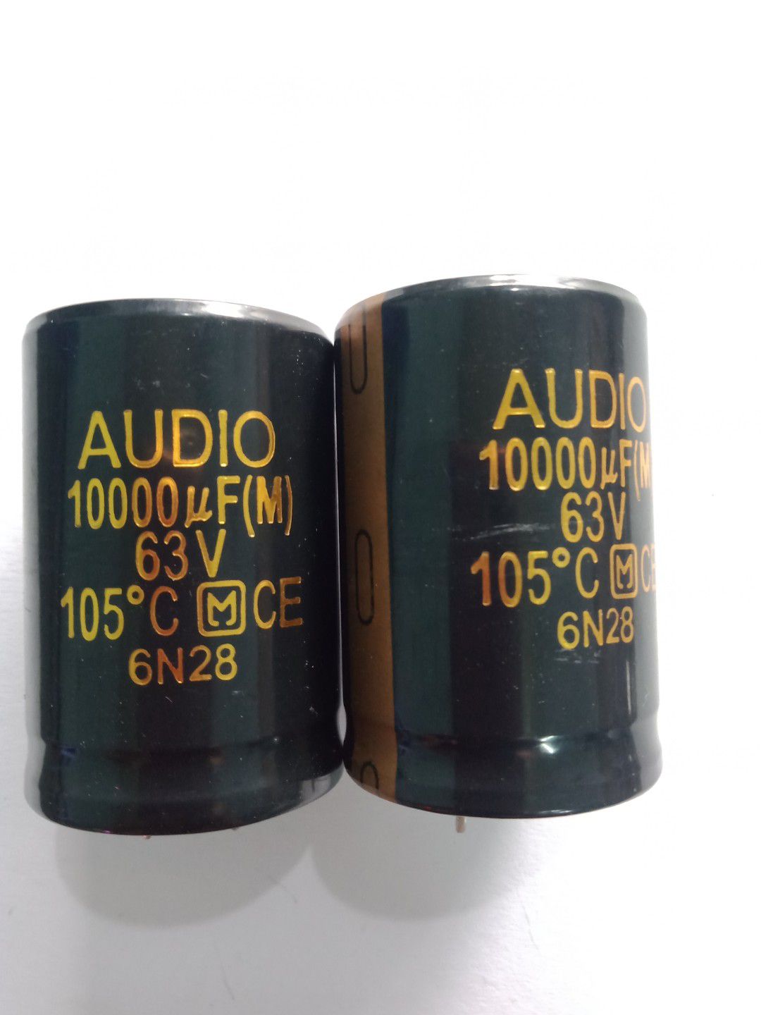 cặp tụ lọc nguồn 63v 10.000fu lùn