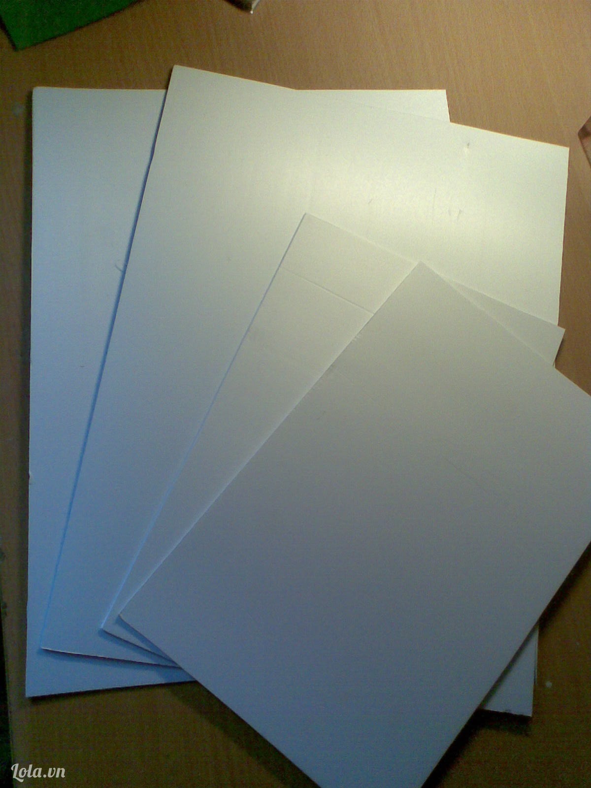 Bìa Mô Hình 2Mm Khổ 20X30Cm