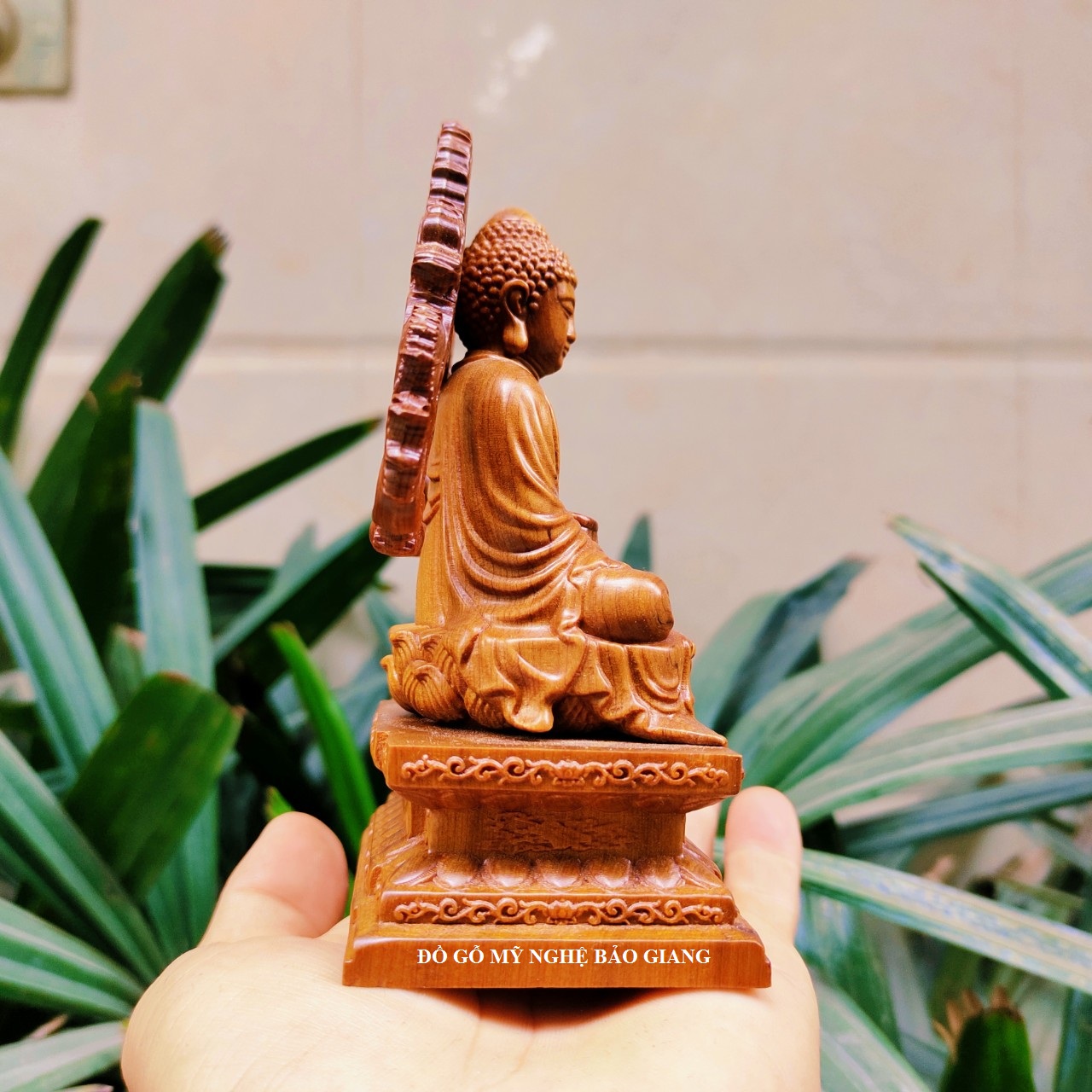 Tượng phật a di đà gỗ bách xanh