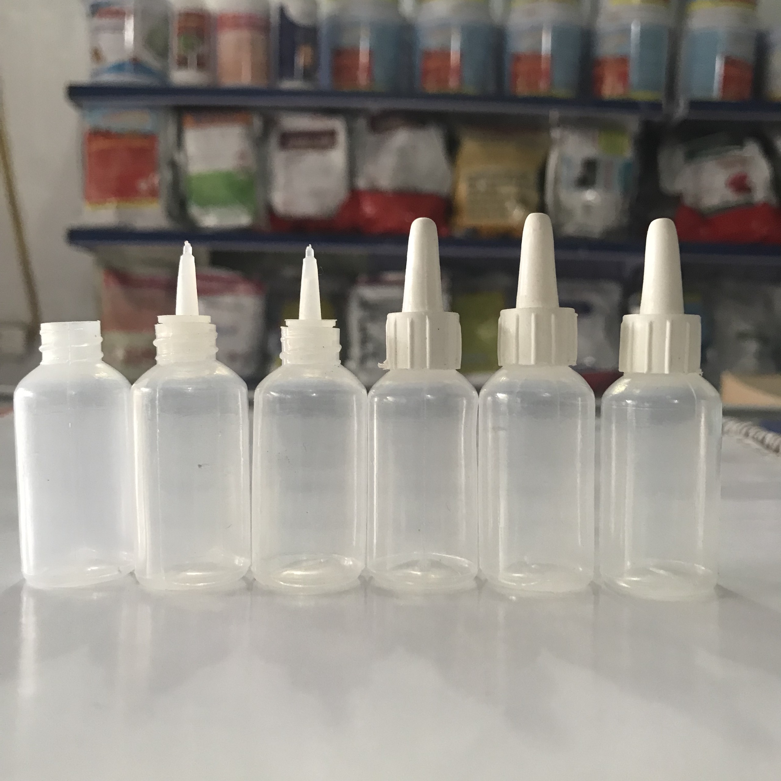 100 lọ nhựa san chiết 10ml
