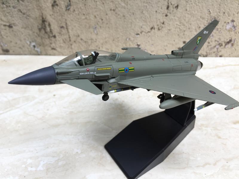 Mô hình Máy bay Eurofighter Typhoon 1:100