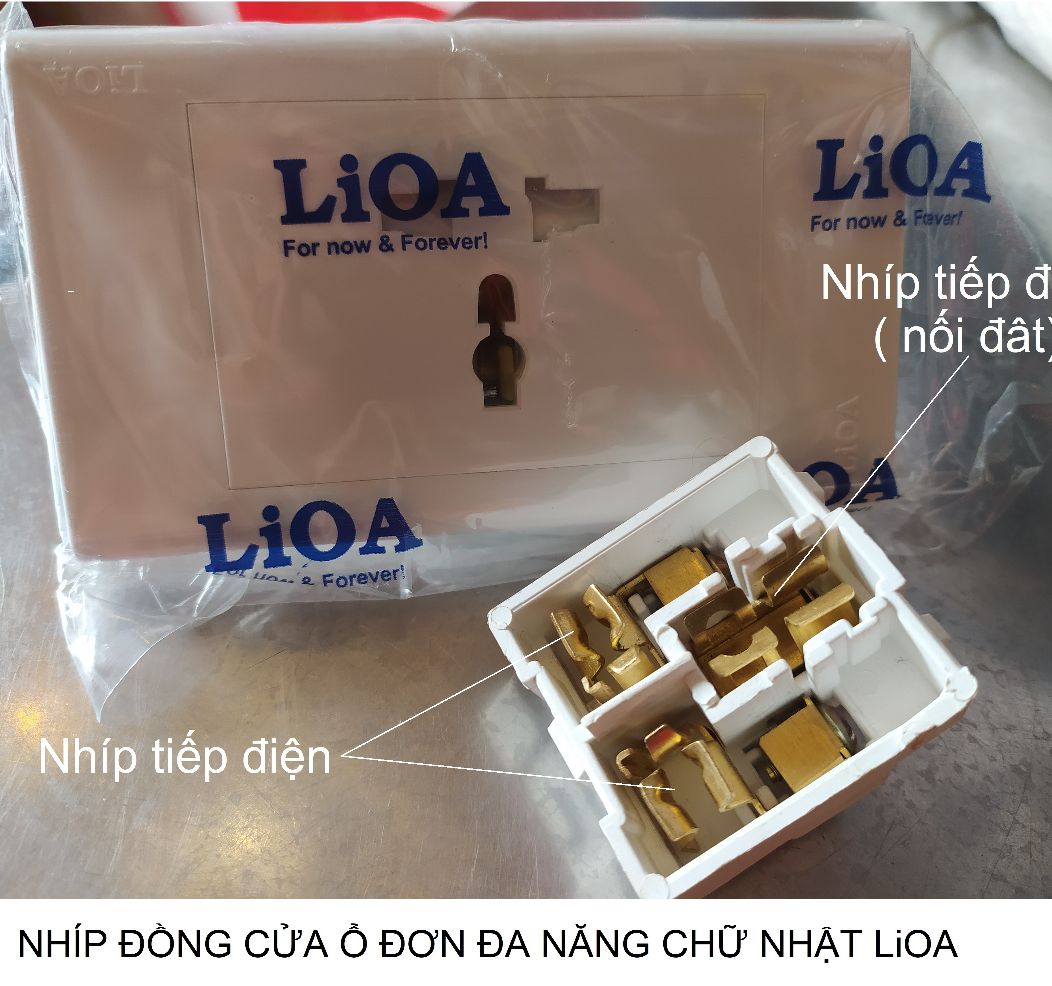 Ổ CẮM ĐƠN ĐA NĂNG CHỮ NHẬT LiOA