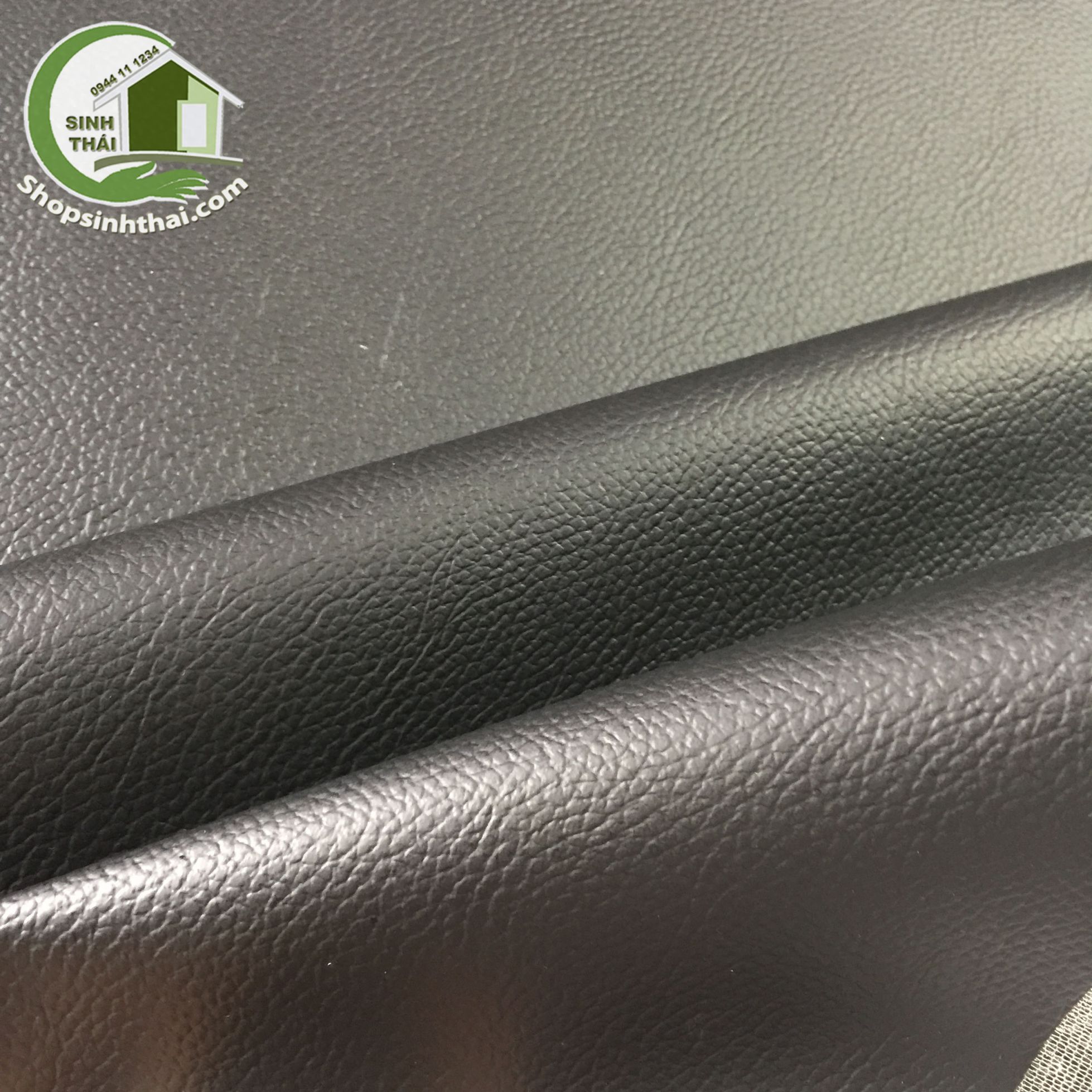 [HCM]Vải da simili PVC màu đen có vân - vải giả da may bóp ví túi xách may nệm ghế sofa giày dép - [ 1 mét x khổ 140cm ]