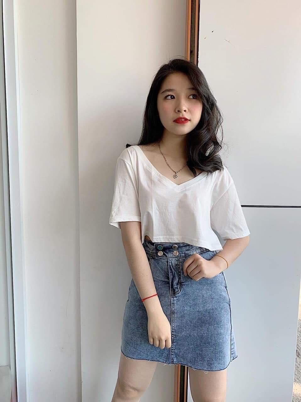 Áo croptop cổ tim, áo croptop, áo thun nữ, Len Boss