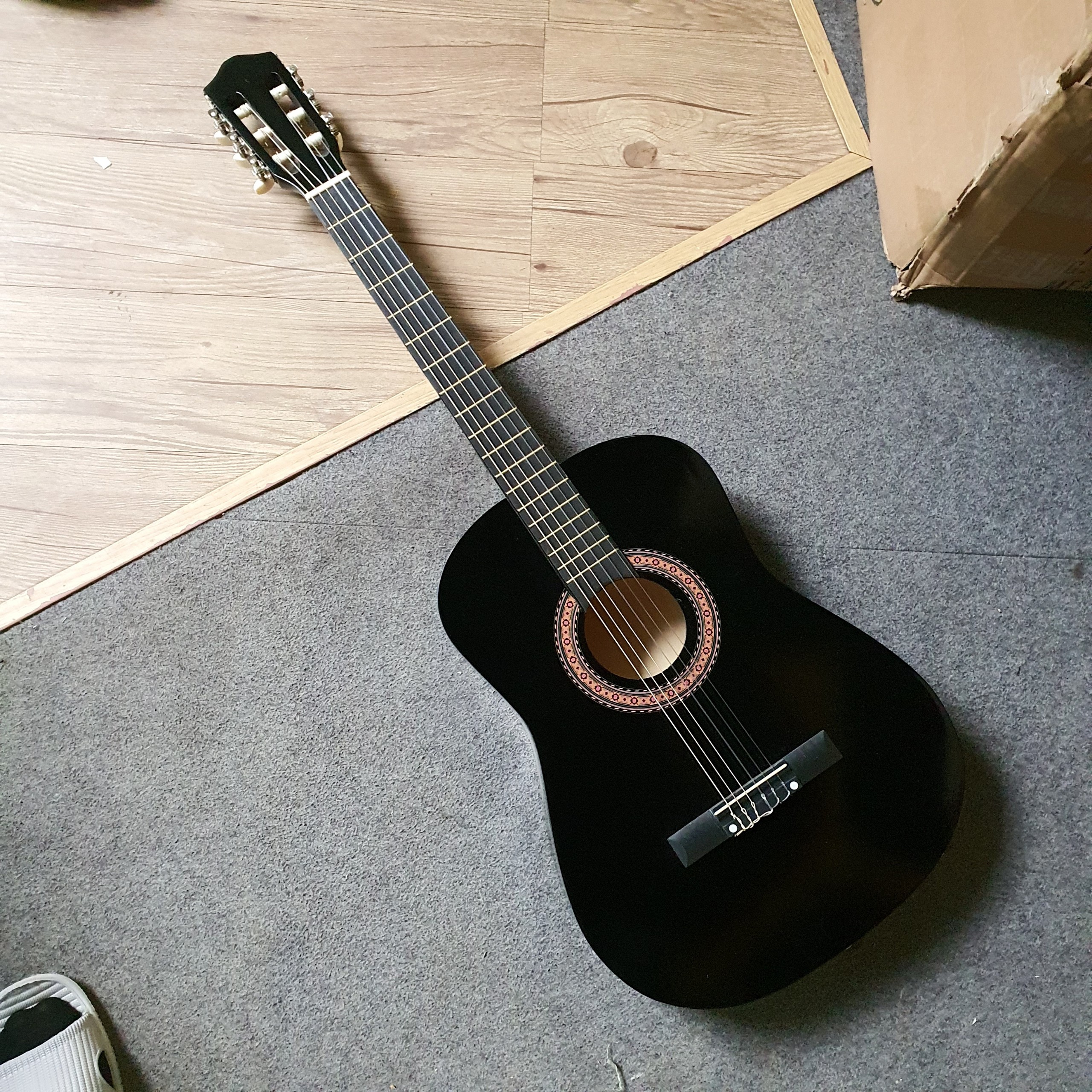 Đàn Guitar Classic VG-Tr83CL - Tặng Full Phụ Kiện