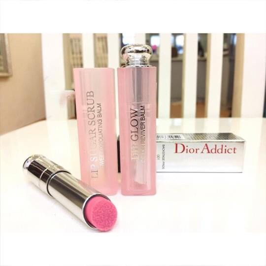 Son Tẩy Tế Bào Chết Môi Dior Lip Sugar Scrub