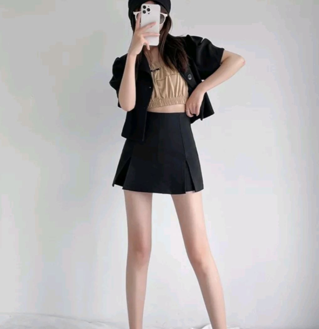 Quần giả váy có xẻ tà hai bên - B006
