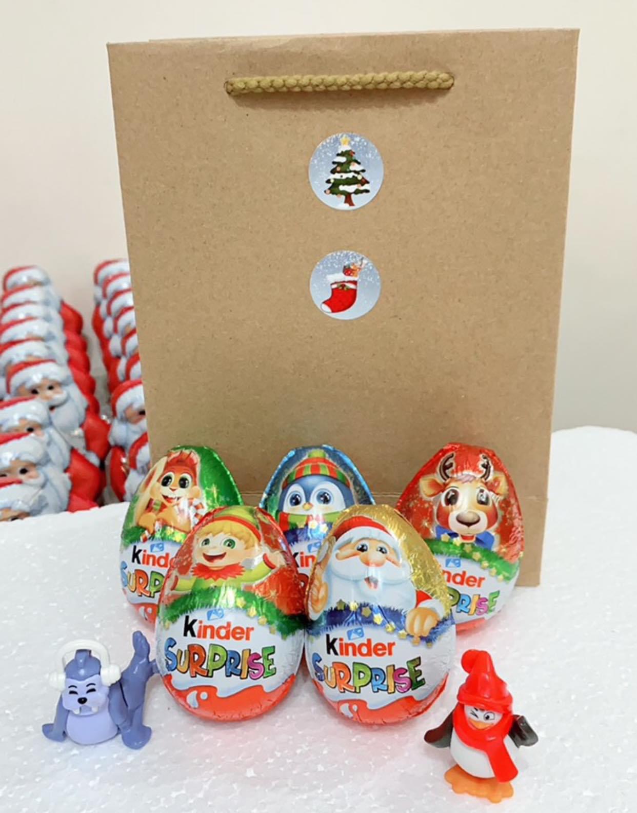 Trứng socola Kinder sữa Surprise 20gr và 100gr (có đồ chơi)- Đức
