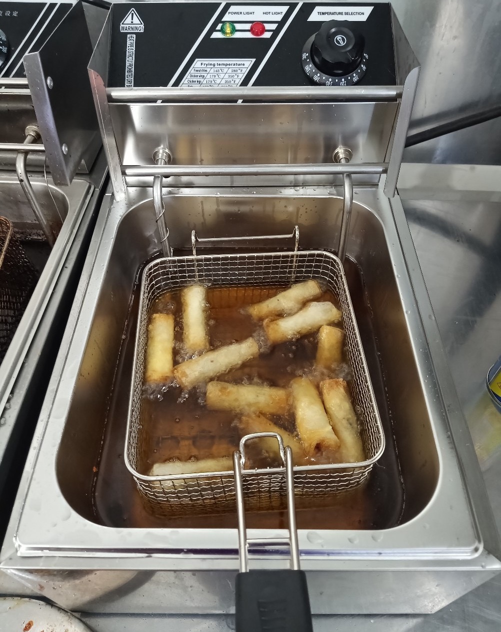 Bếp chiên điện đa năng chiên siêu nhanh, dung tích 6L