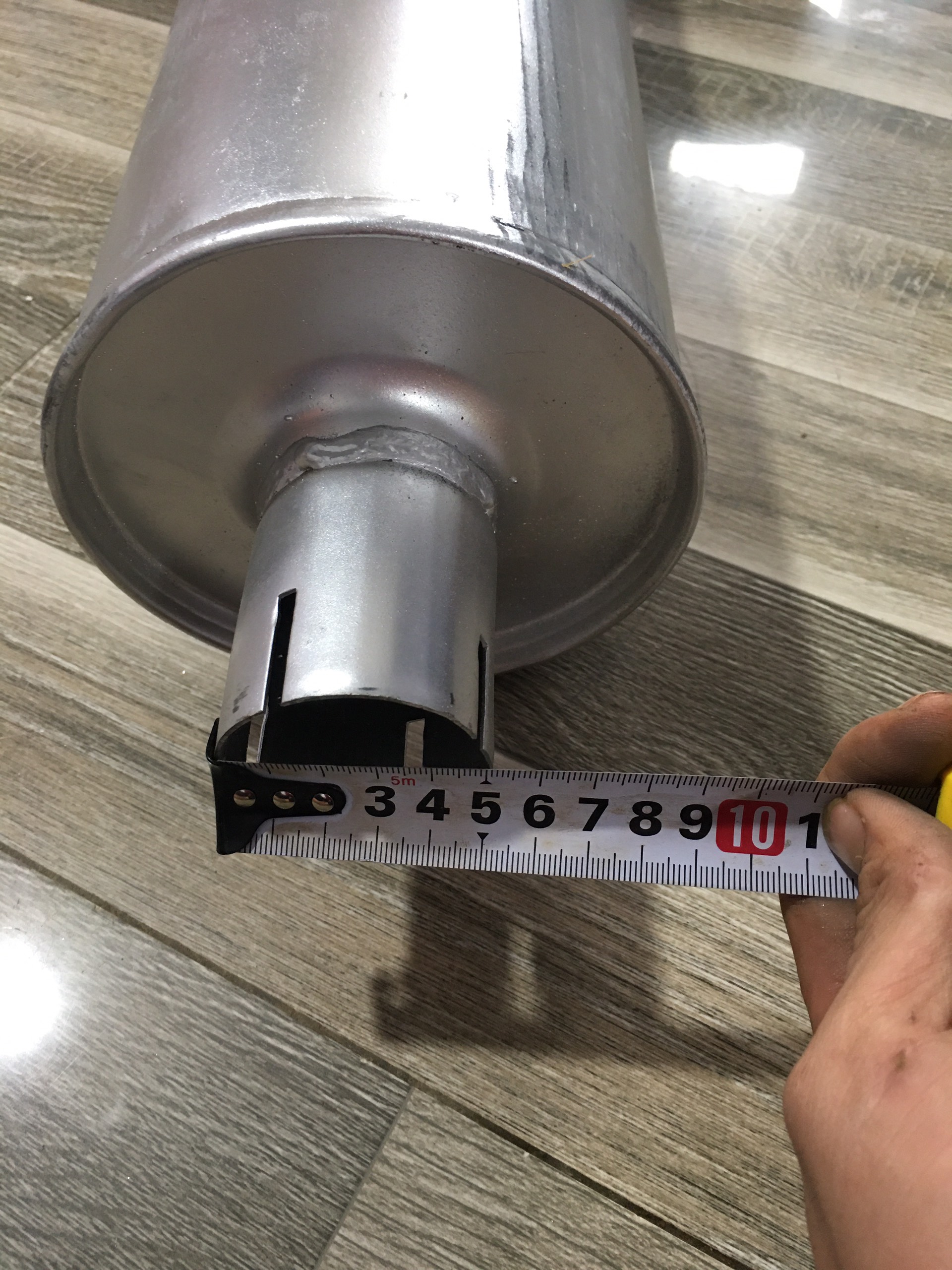 Phụ kiện ô tô: Ống xả 490 QB/2105
