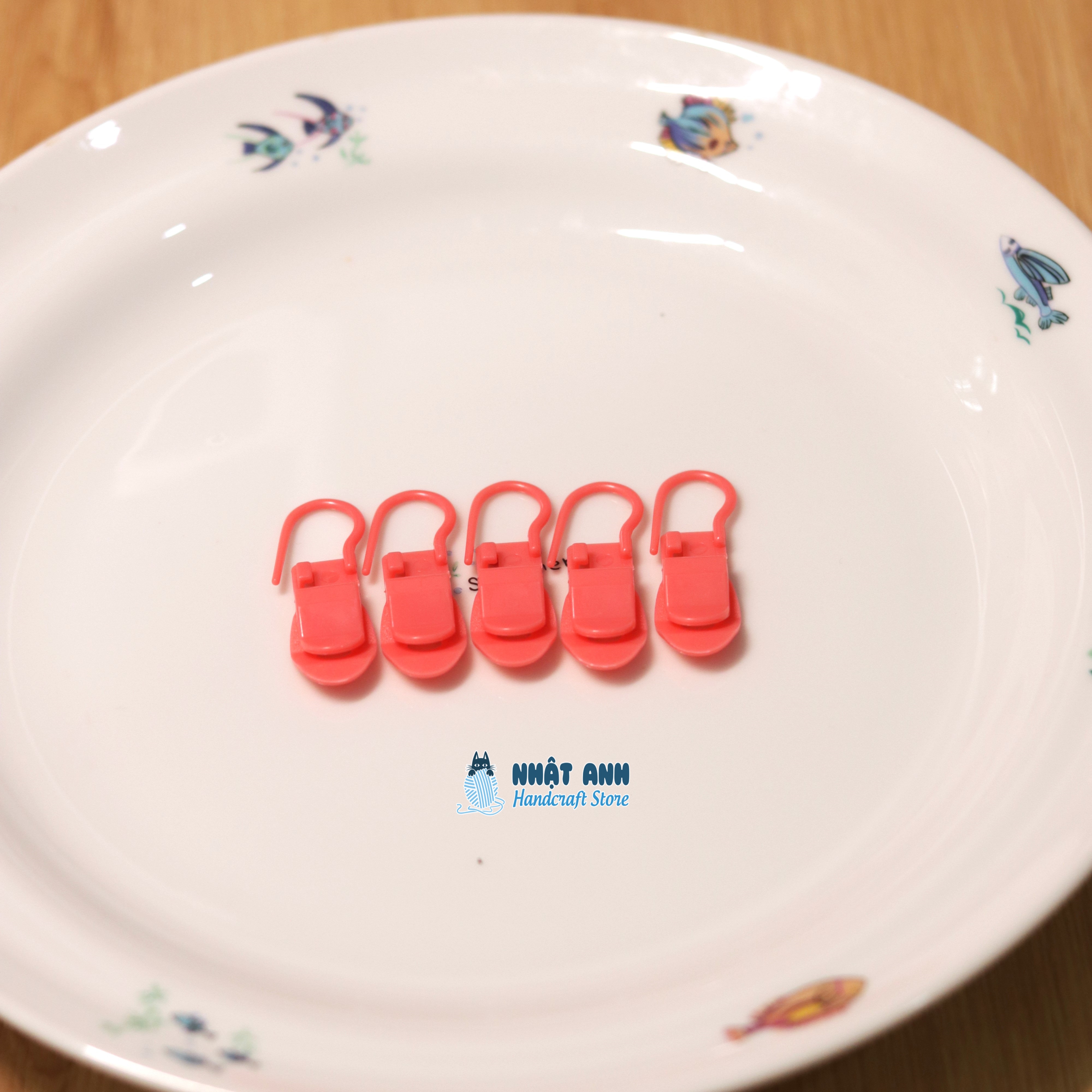 Móc đánh dấu len nhựa (set 6 cái)