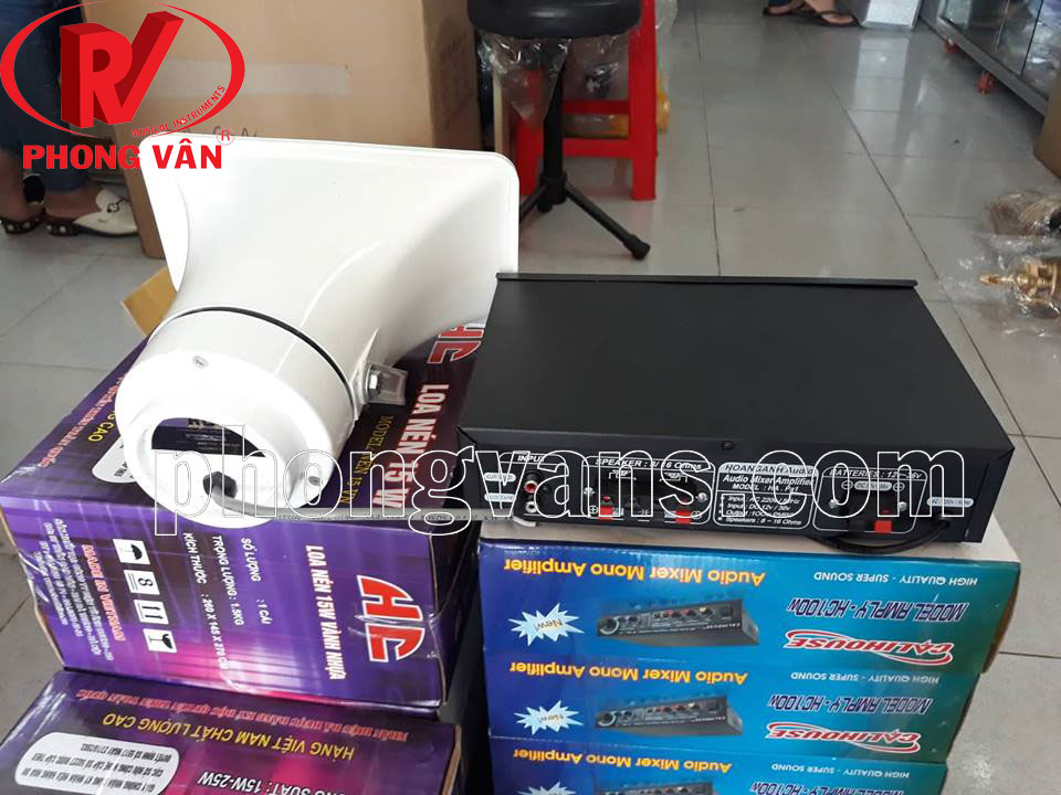 Loa nén chơi đàn bầu