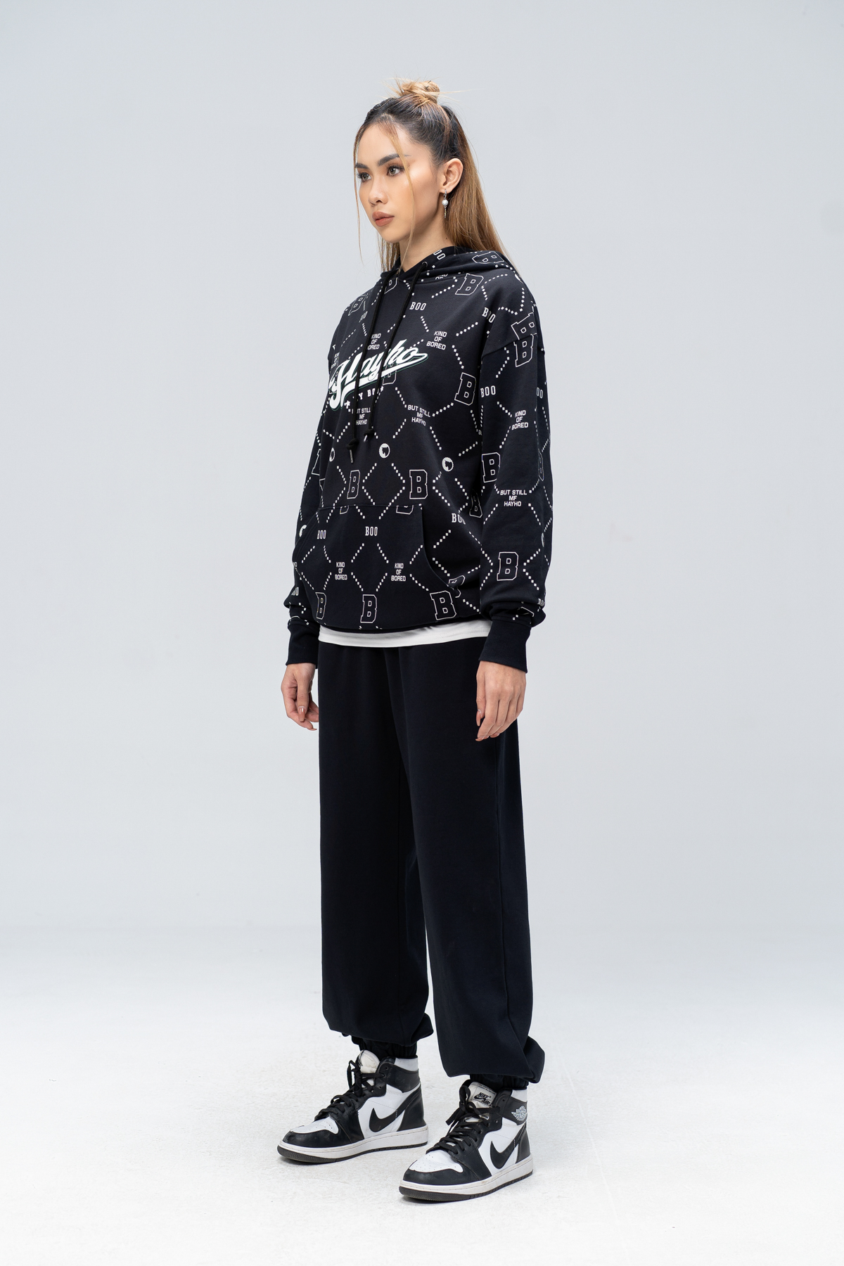 Áo Nỉ Mũ BOO UN Essential Fall Monogram HAYHO