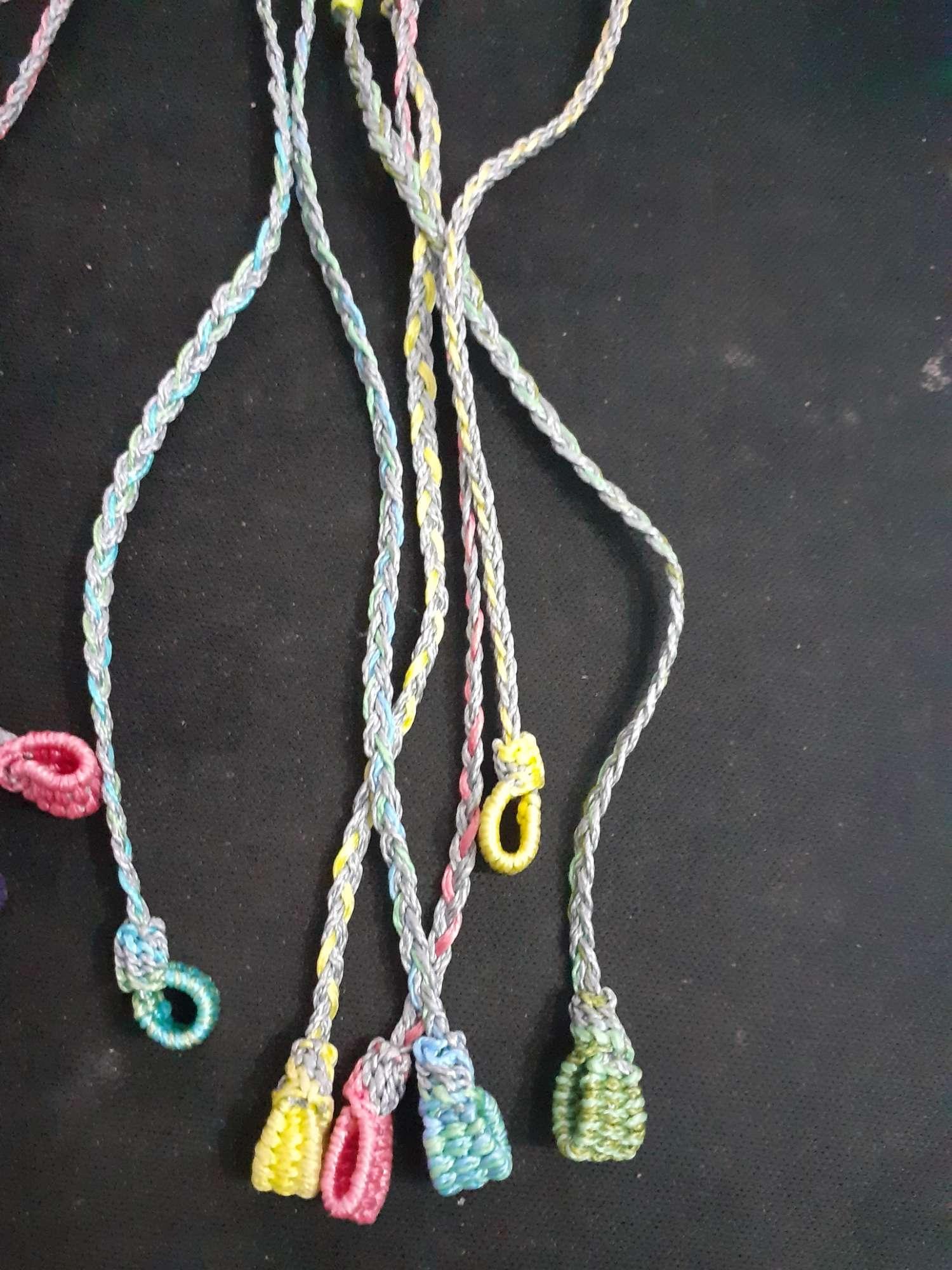 2 sợi xích chân chim chòe than,chào mào