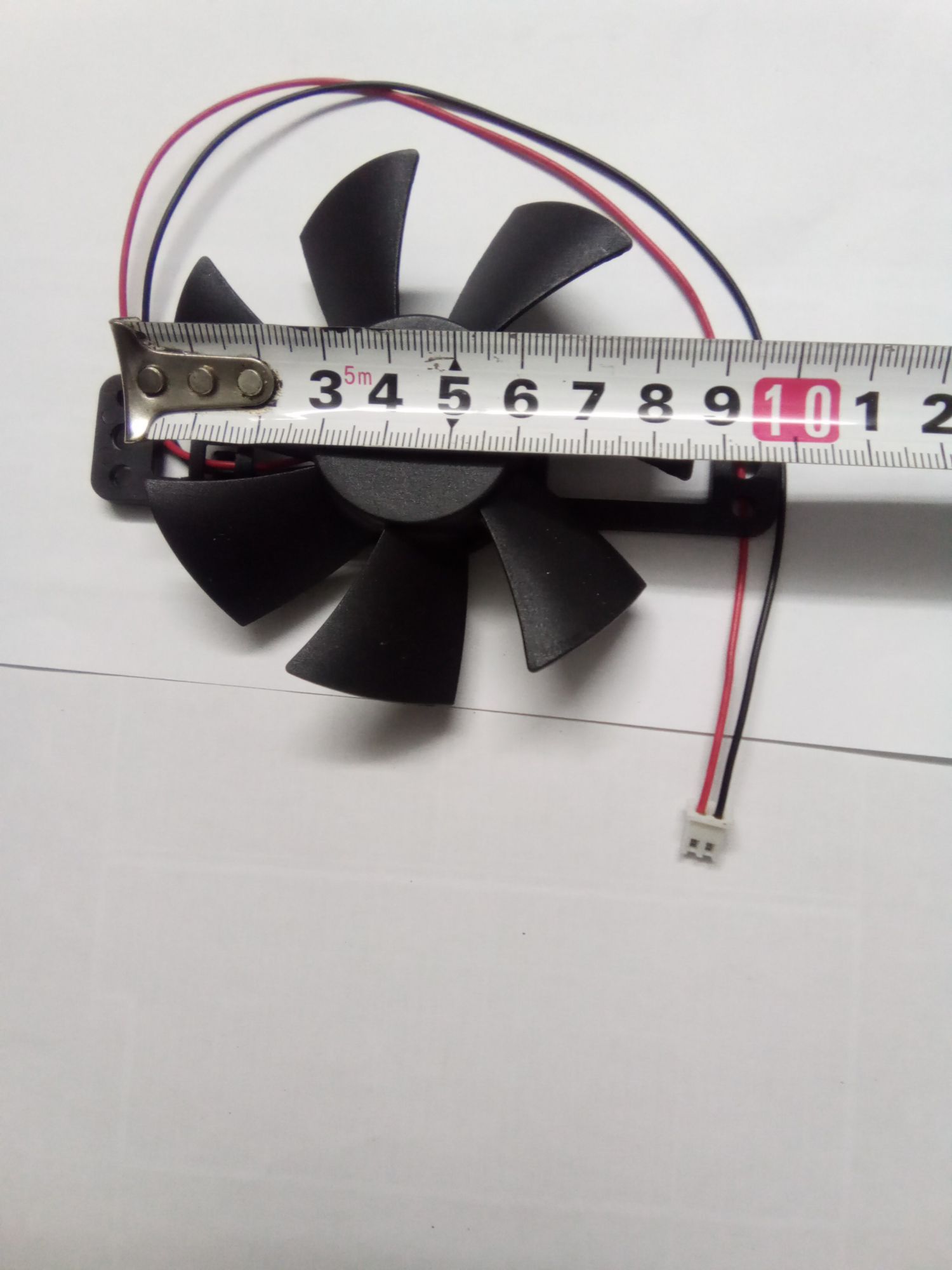 Quạt bép tu 18v duong kinh cánh 8,5 cm