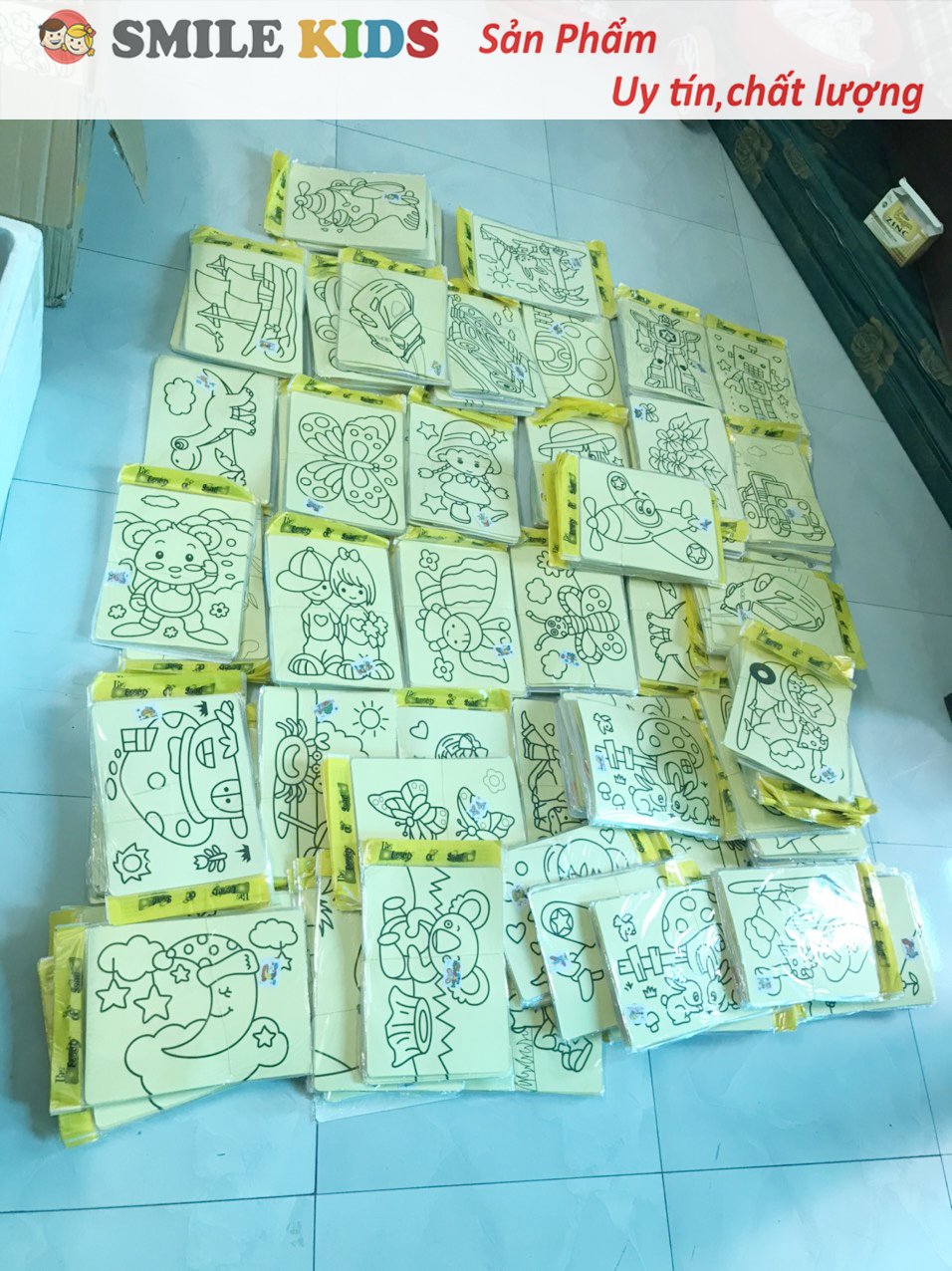 Tranh cát khổ A4 nền vàng cho bé (kèm có cát)