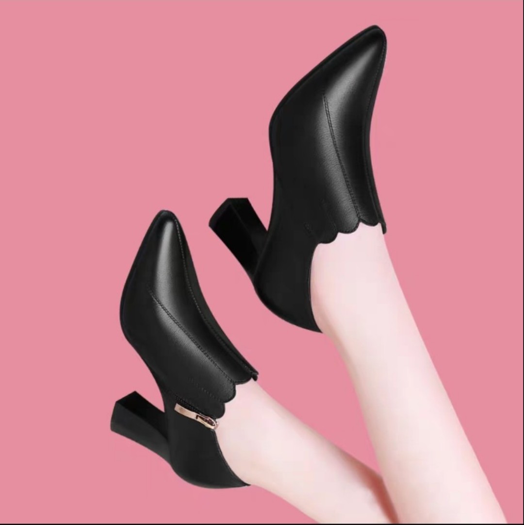 Giày Boots Cổ lửng viền sóng - gót cao 7p