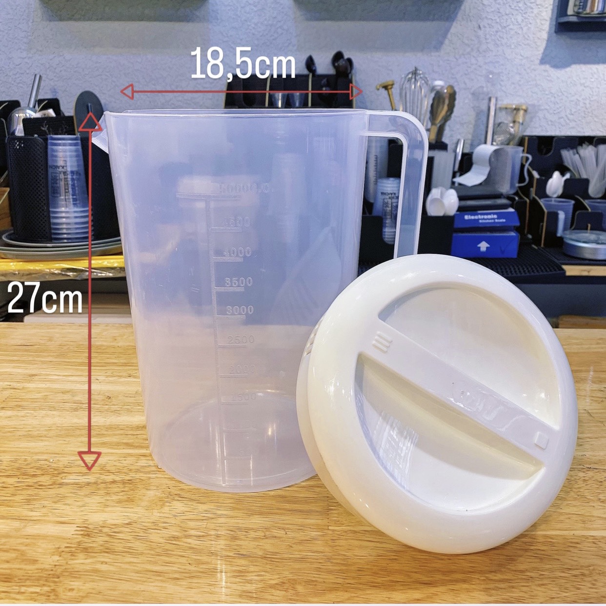 Bình đựng nước , ca đựng nước nhựa pp trong suốt có nắp đậy dung tích 2.5l - 3l - 5l